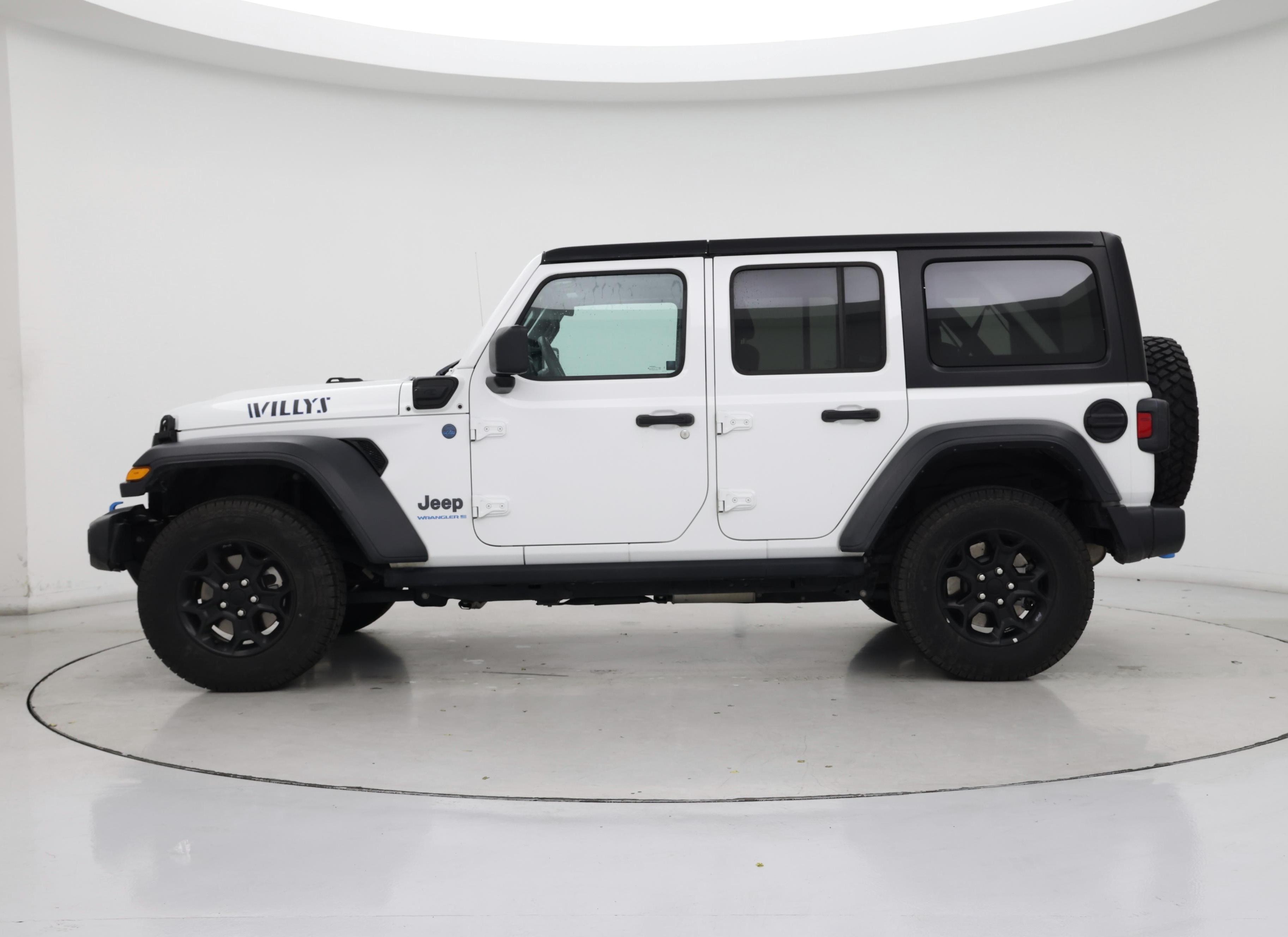 Thumbnail: 2023 Jeep Wrangler - 3