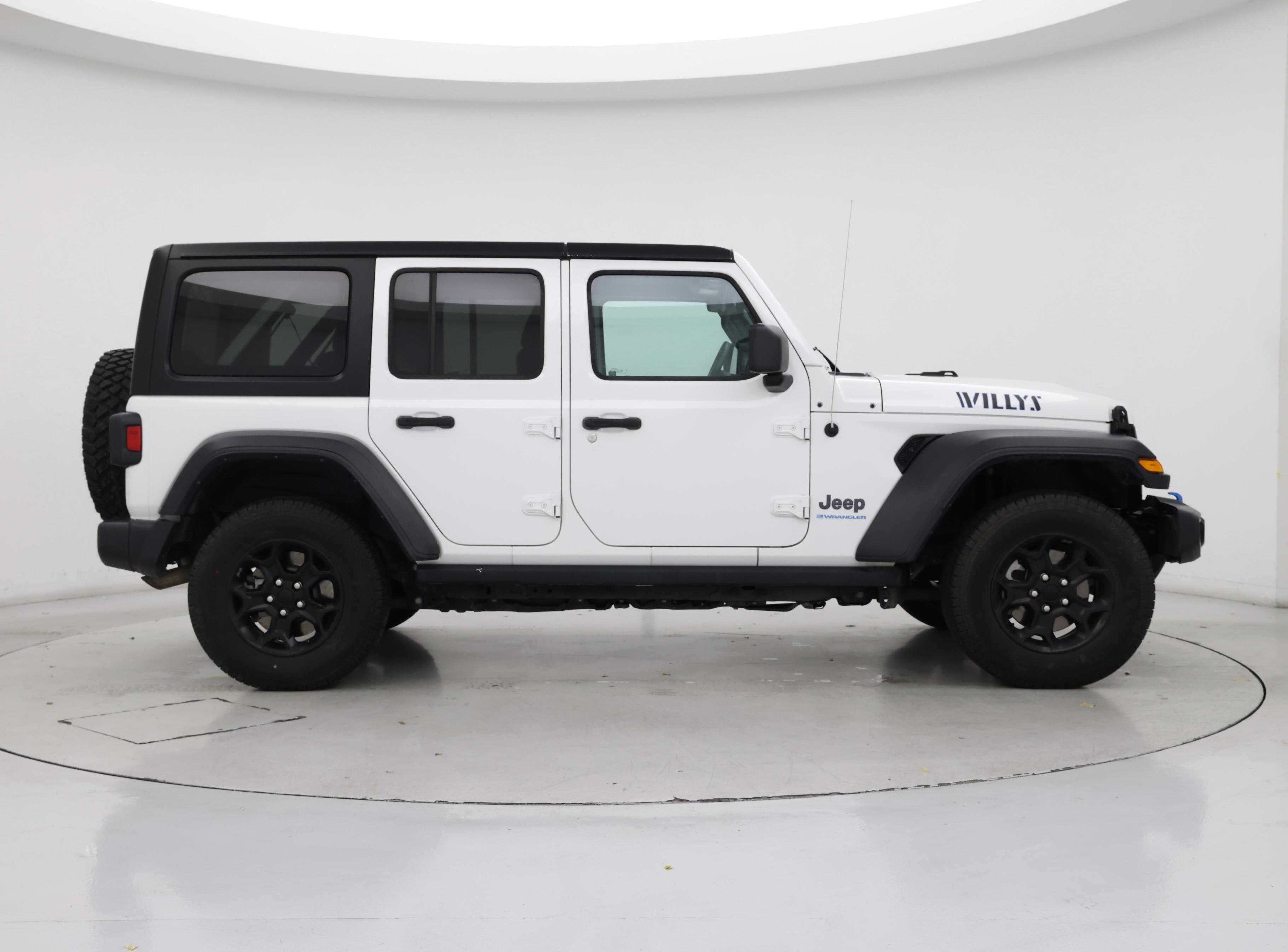 Thumbnail: 2023 Jeep Wrangler - 7