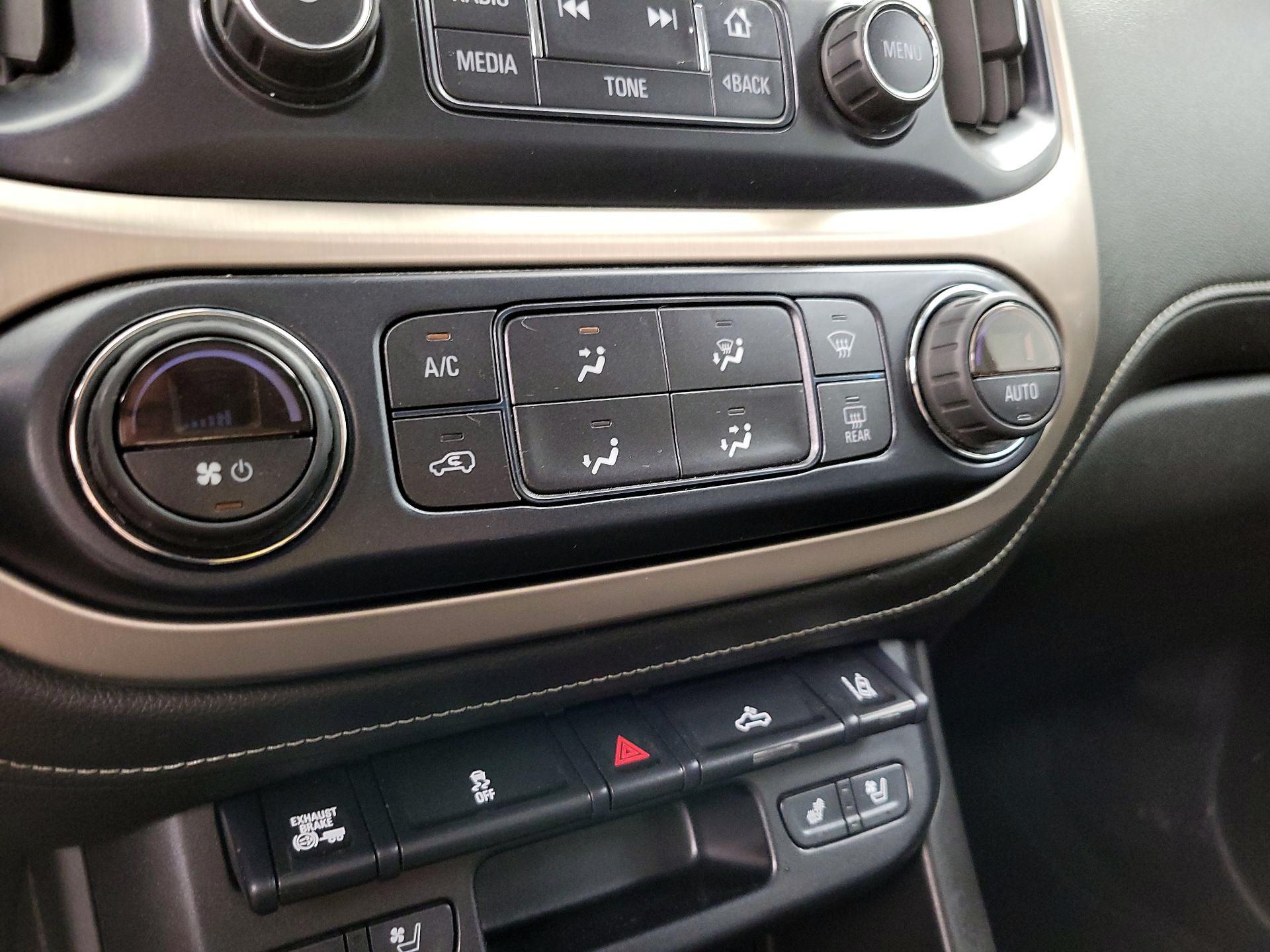 Thumbnail: 2018 GMC Canyon - 16