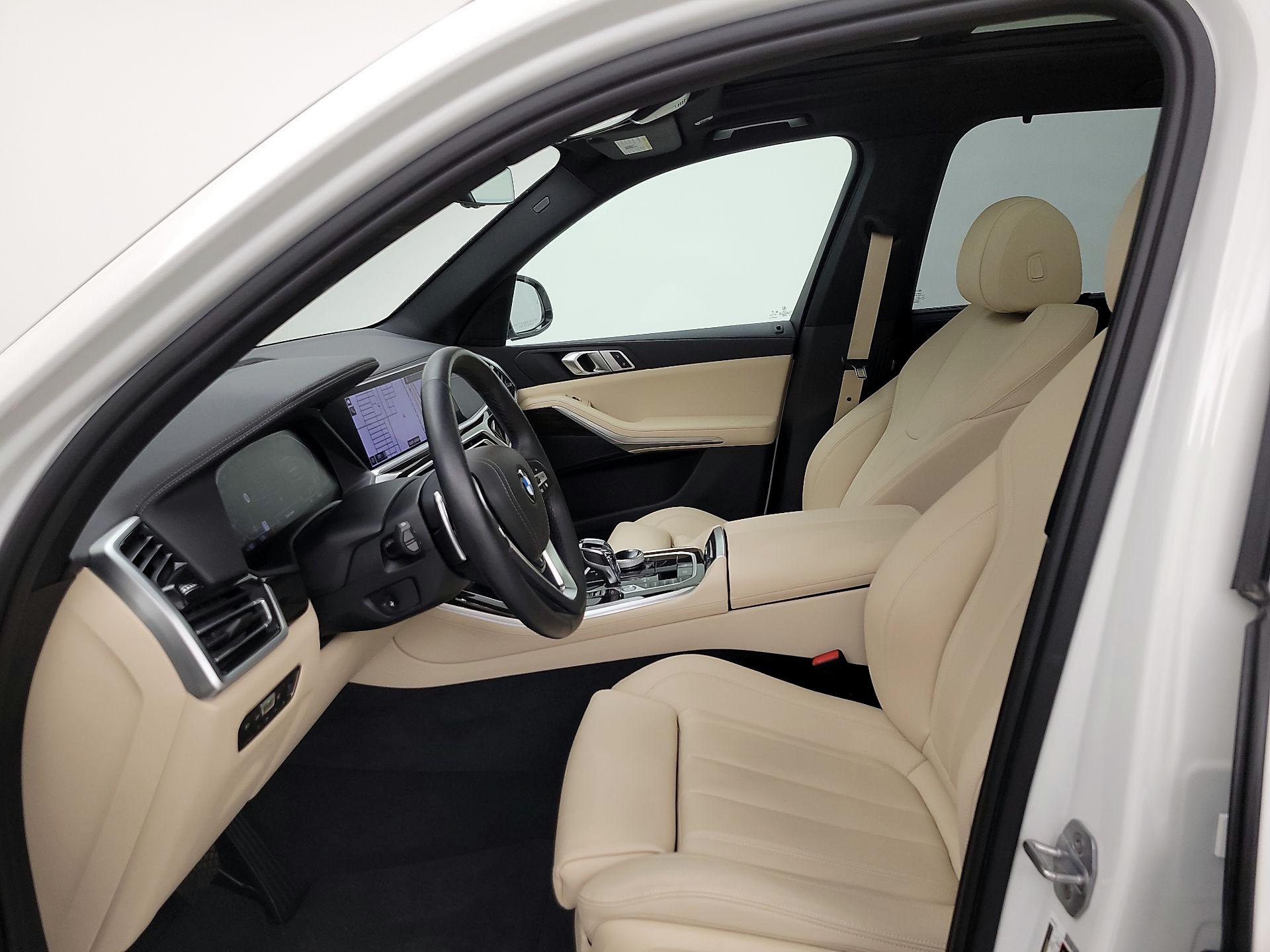 Thumbnail: 2020 BMW X5 - 11