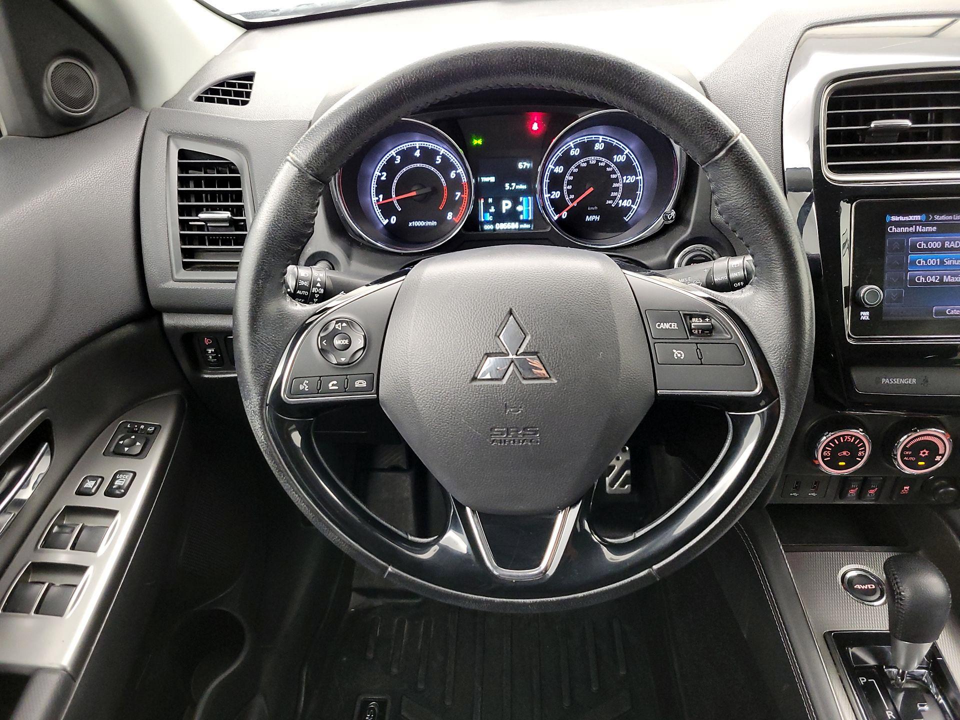 Thumbnail: 2018 Mitsubishi Outlander Sport - 10