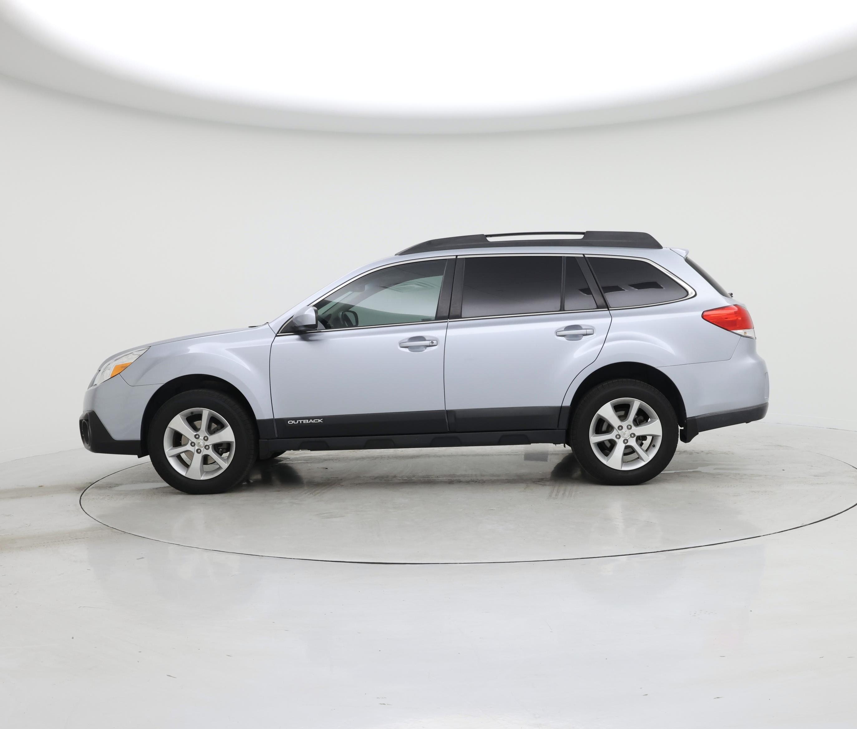Thumbnail: 2014 Subaru Outback - 3
