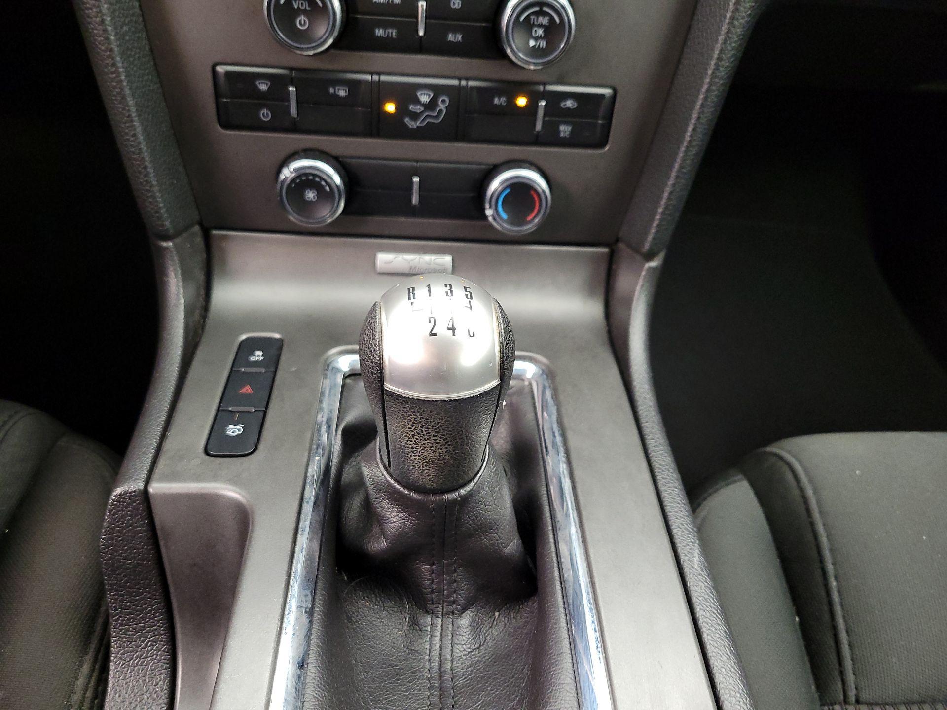 Thumbnail: 2014 Ford Mustang - 16