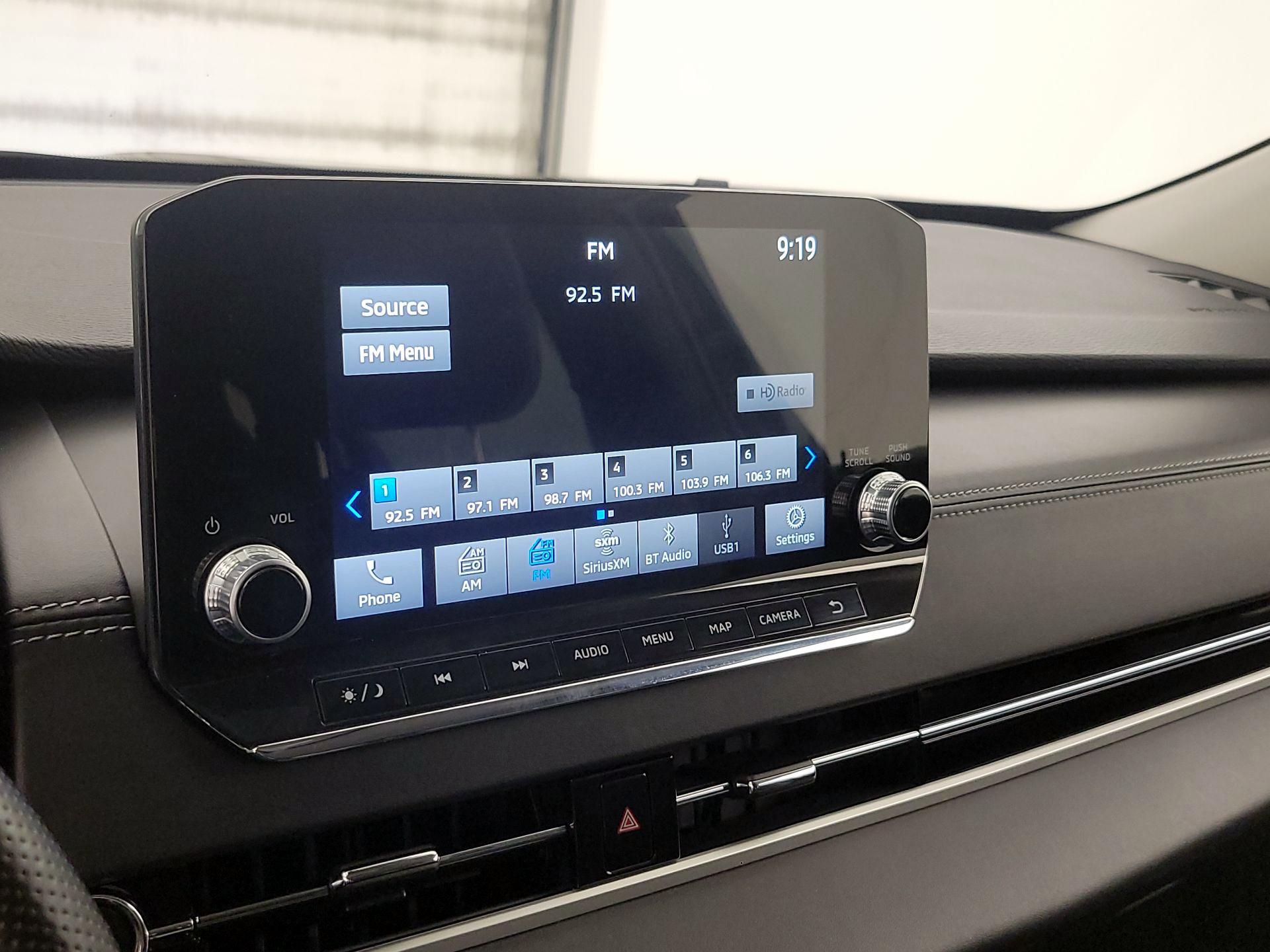 Thumbnail: 2022 Mitsubishi Outlander - 15