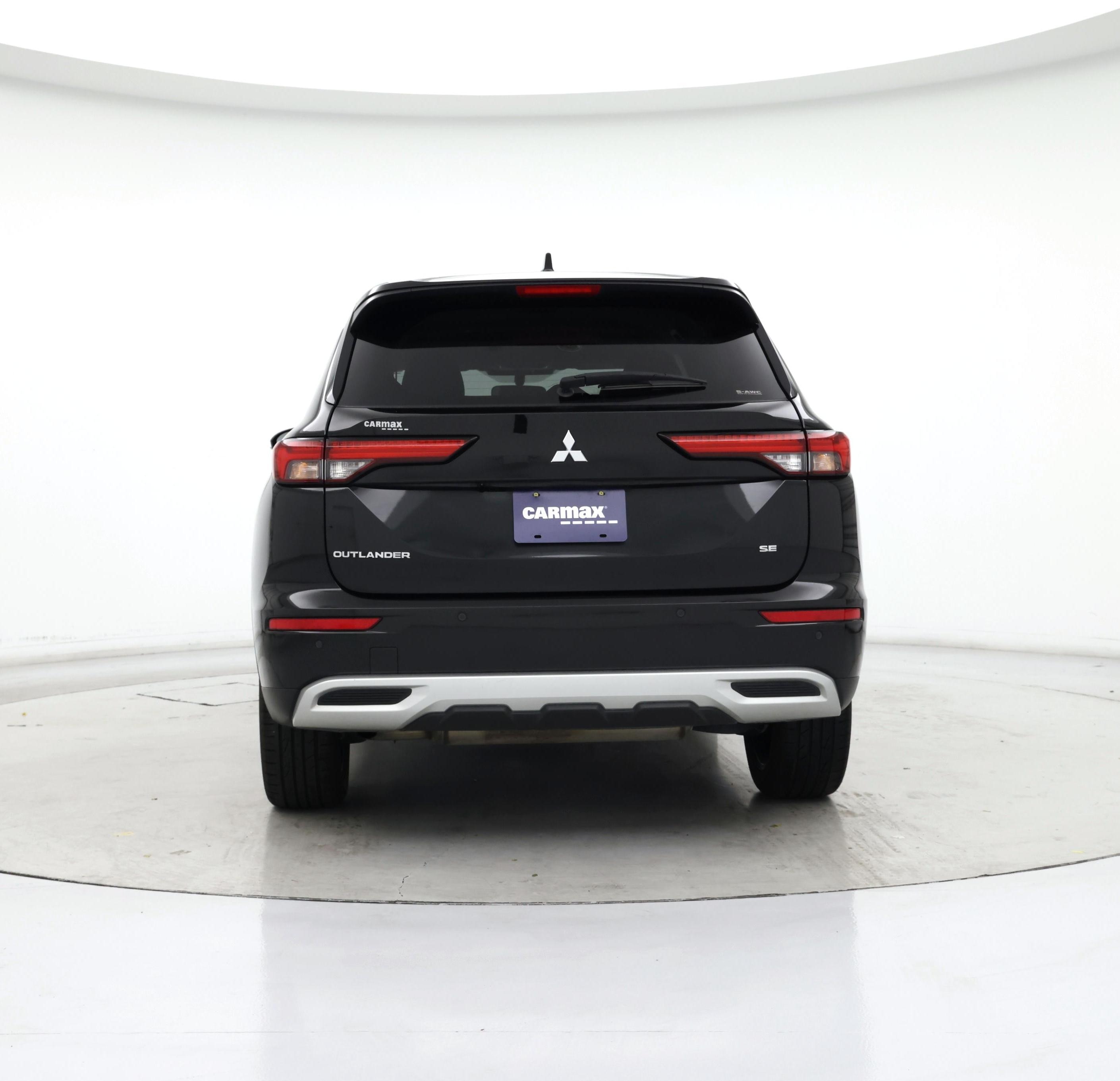 Thumbnail: 2022 Mitsubishi Outlander - 6