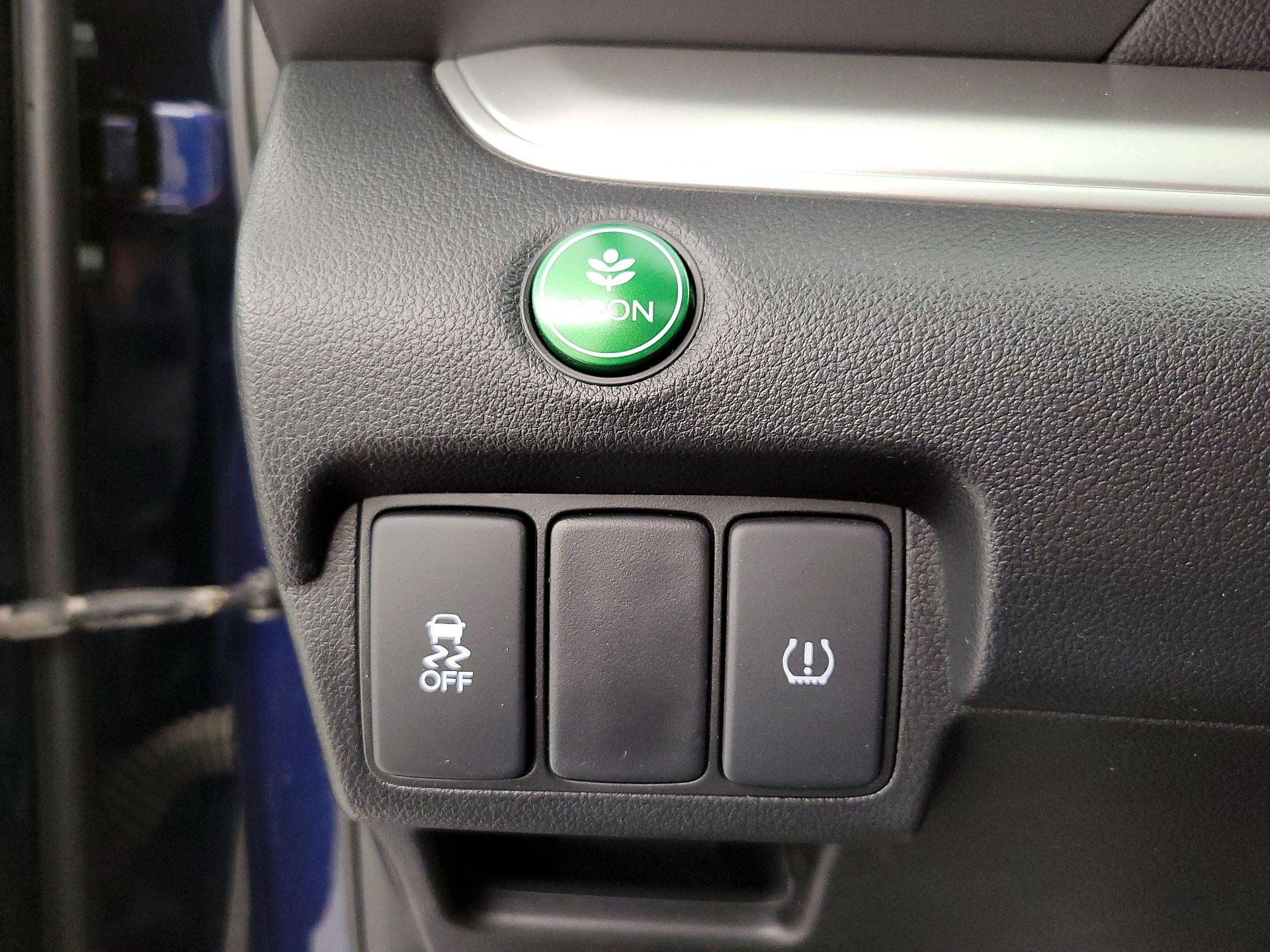 Thumbnail: 2016 Honda CR-V - 13
