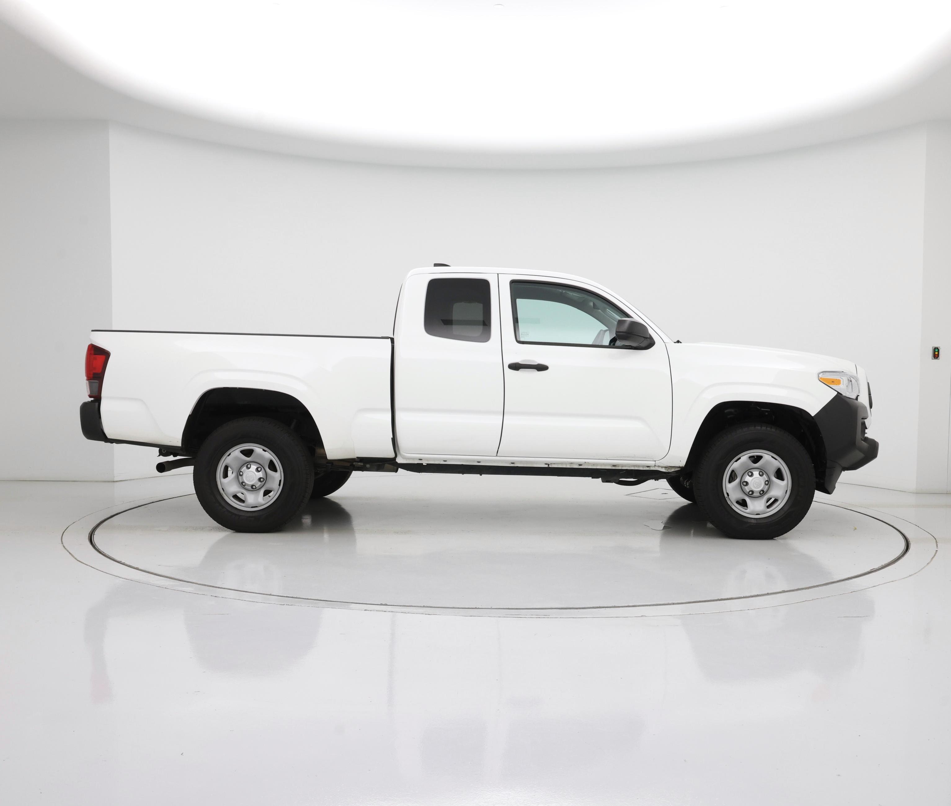 Thumbnail: 2023 Toyota Tacoma - 7