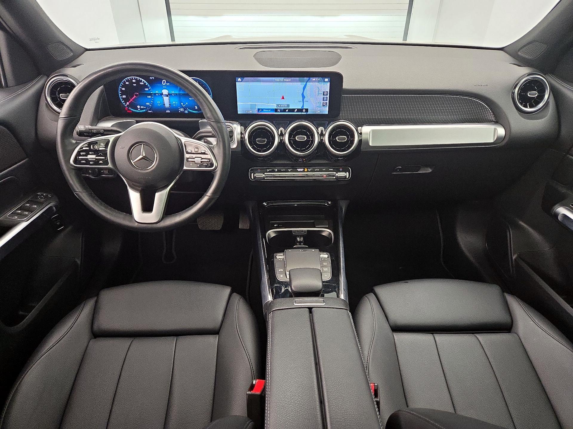 Thumbnail: 2023 Mercedes-Benz GLB - 9