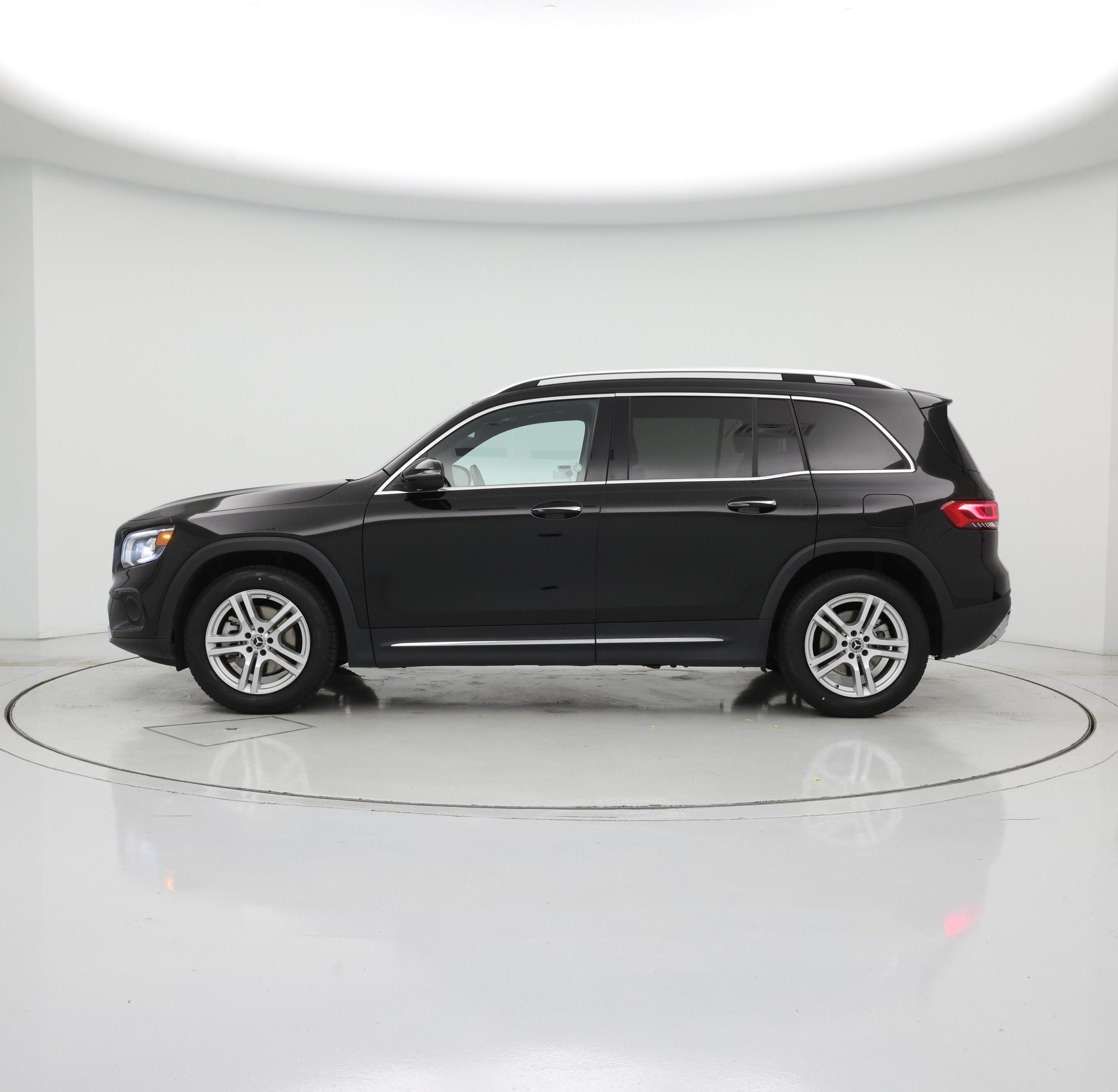 Thumbnail: 2023 Mercedes-Benz GLB - 3