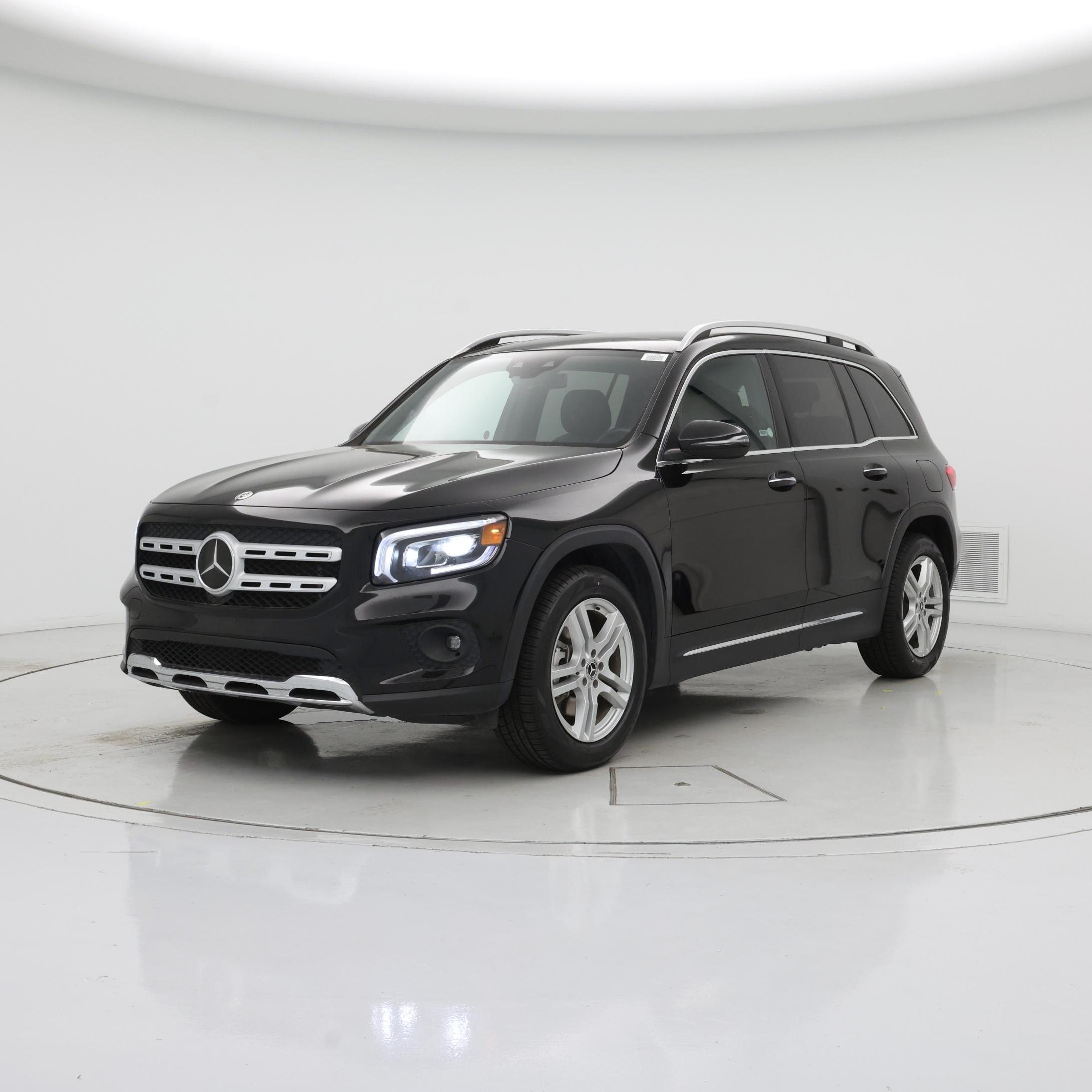 Thumbnail: 2023 Mercedes-Benz GLB - 4