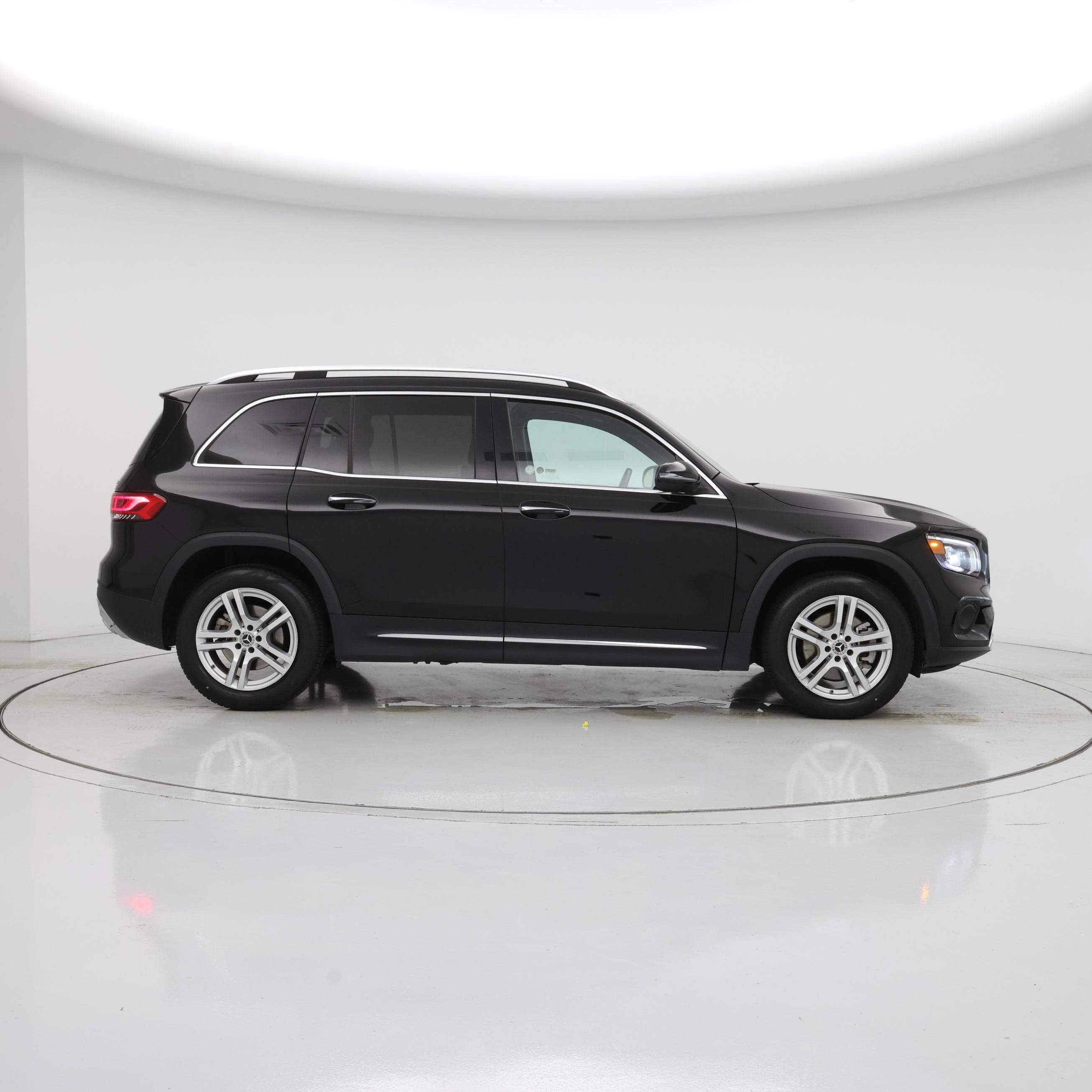 Thumbnail: 2023 Mercedes-Benz GLB - 7