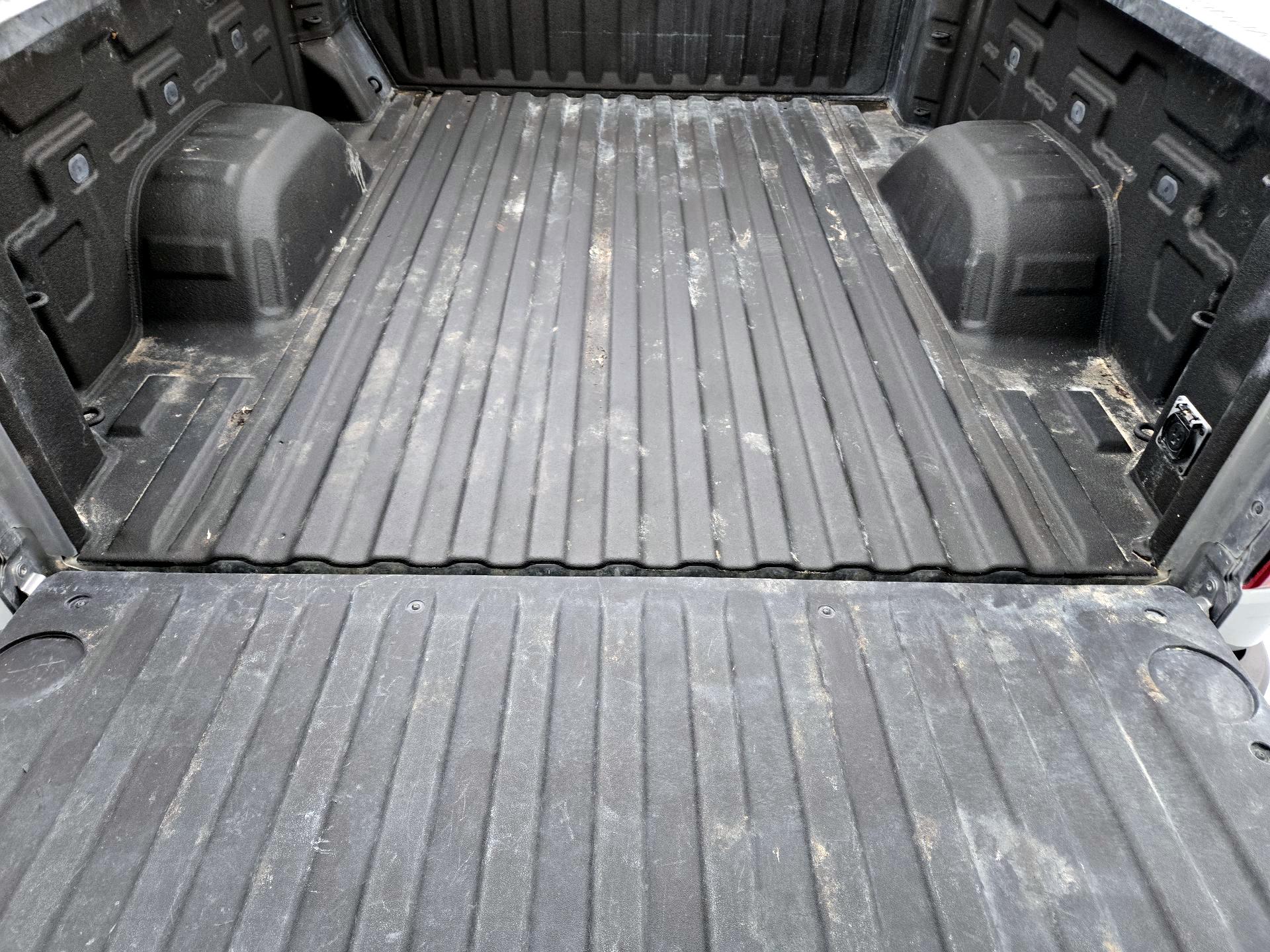 Thumbnail: 2023 Chevrolet Silverado 1500 - 20