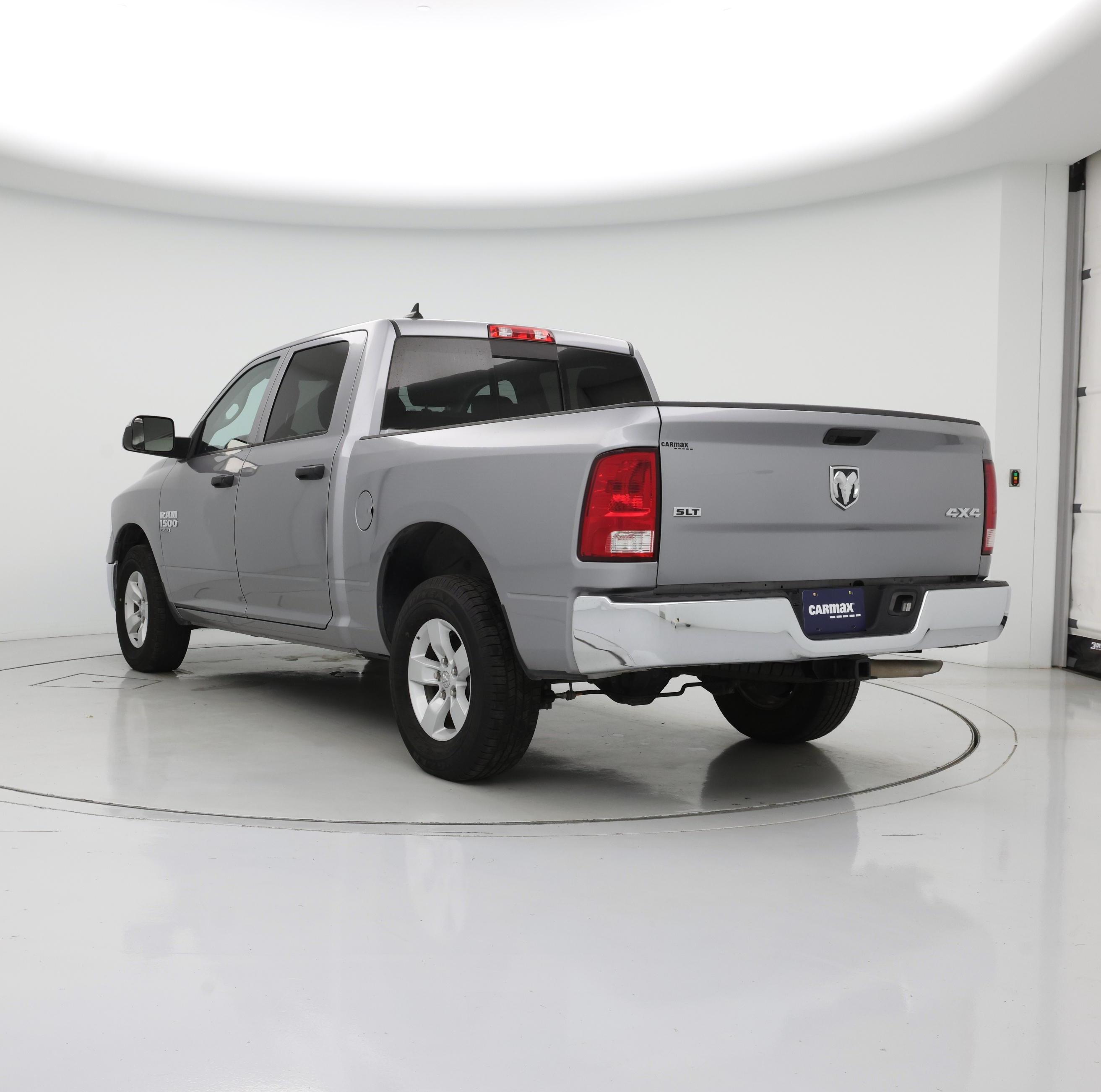 Thumbnail: 2023 RAM 1500 Classic - 2
