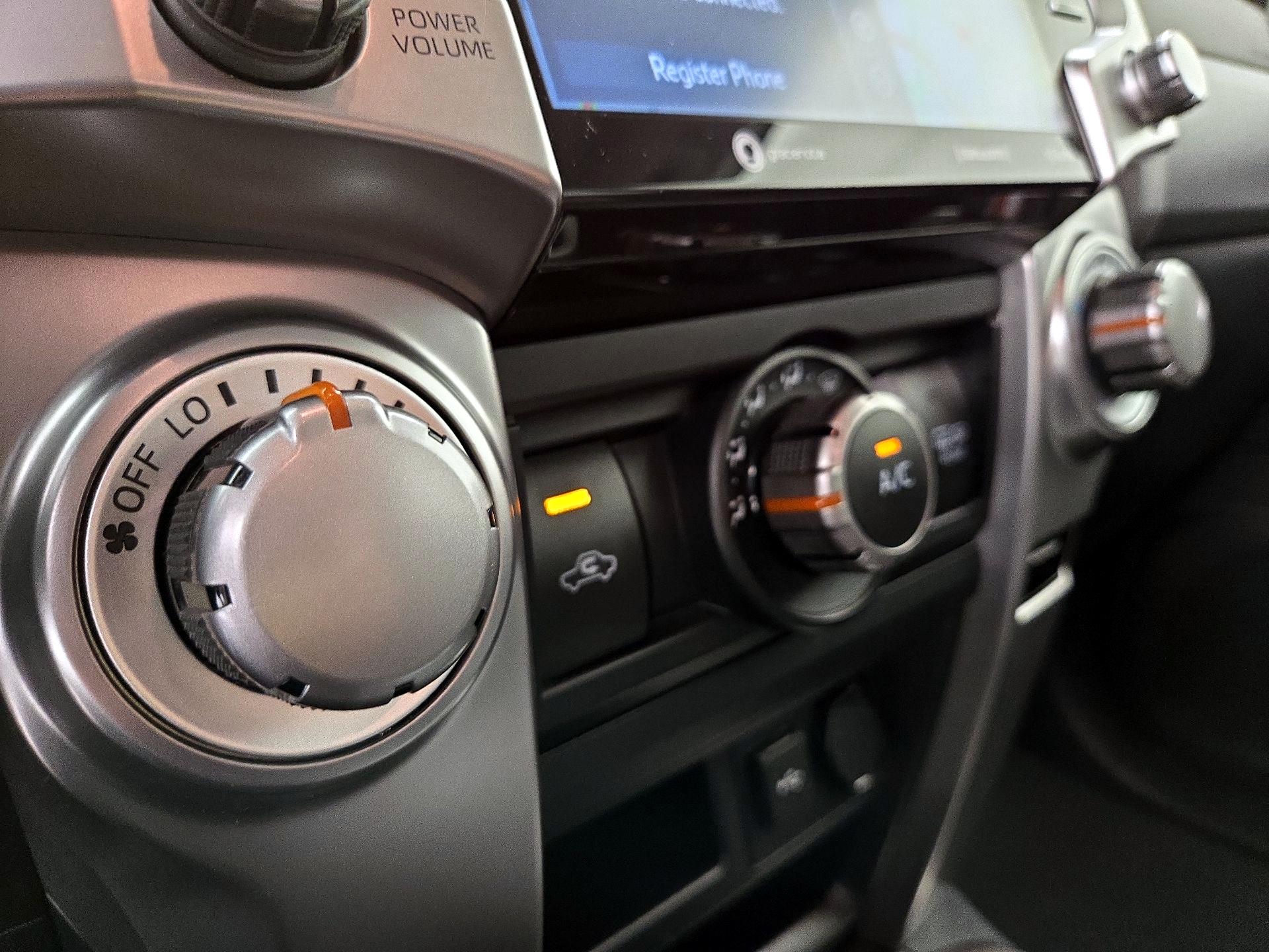 Thumbnail: 2024 Toyota 4Runner - 17