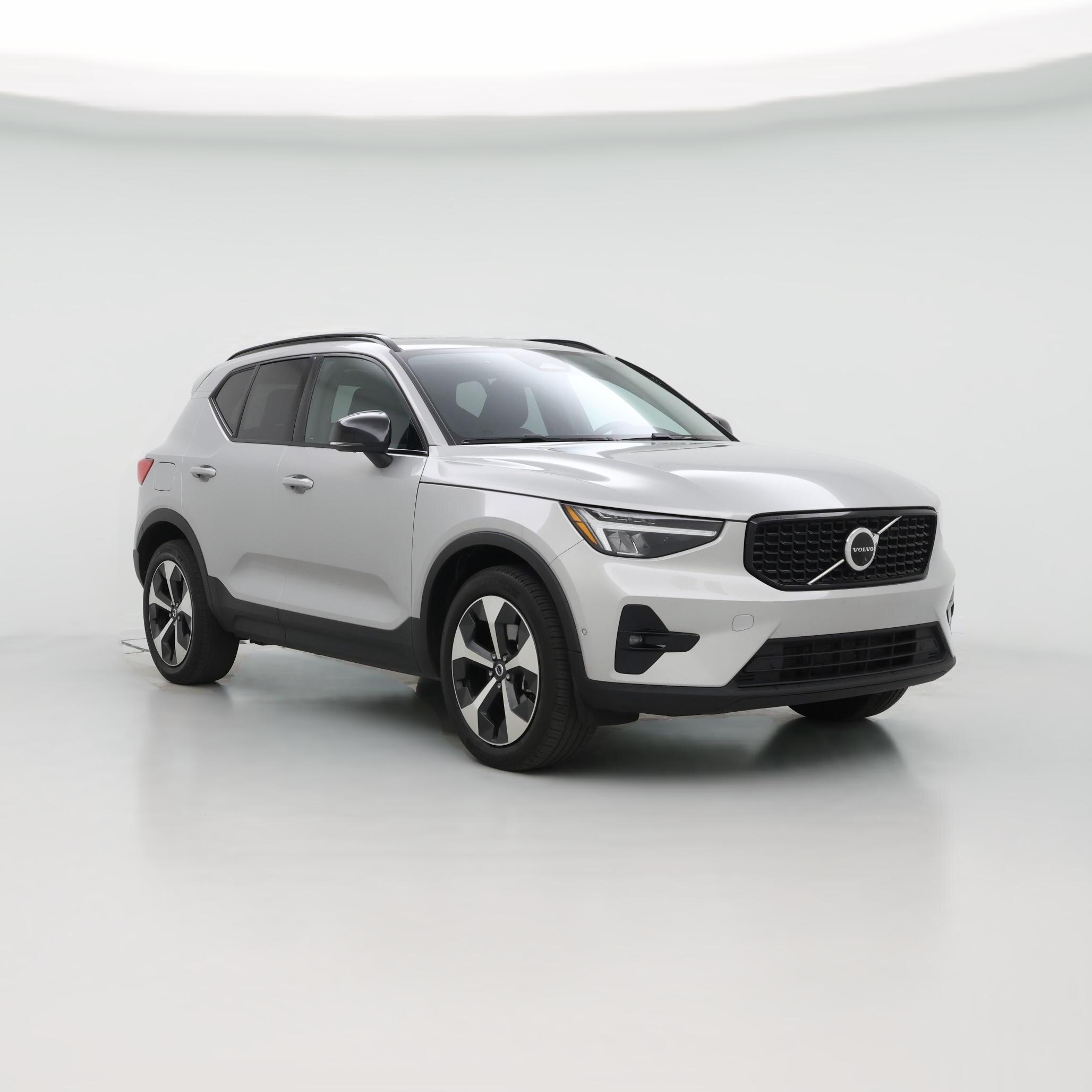 Thumbnail: 2023 Volvo XC40 - 1