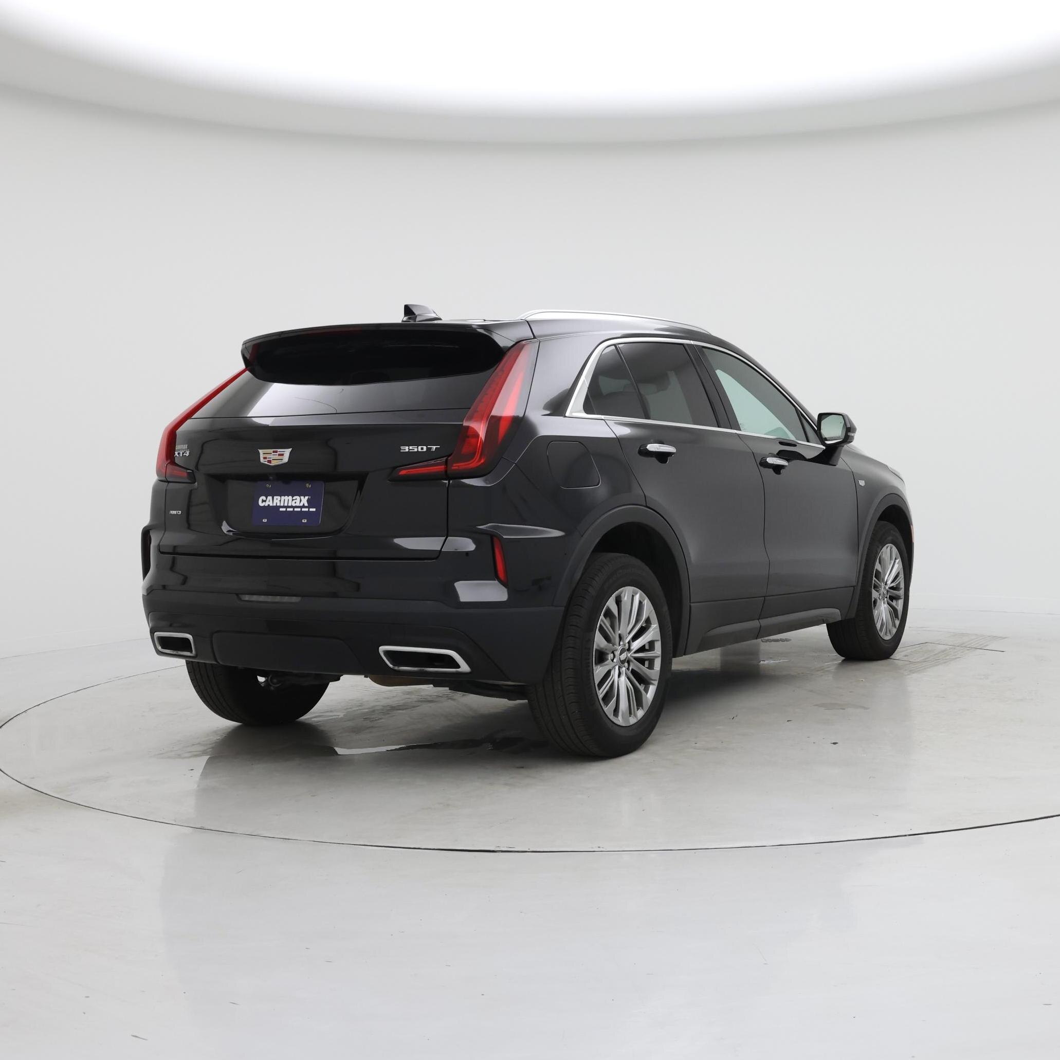 Thumbnail: 2024 Cadillac XT4 - 8