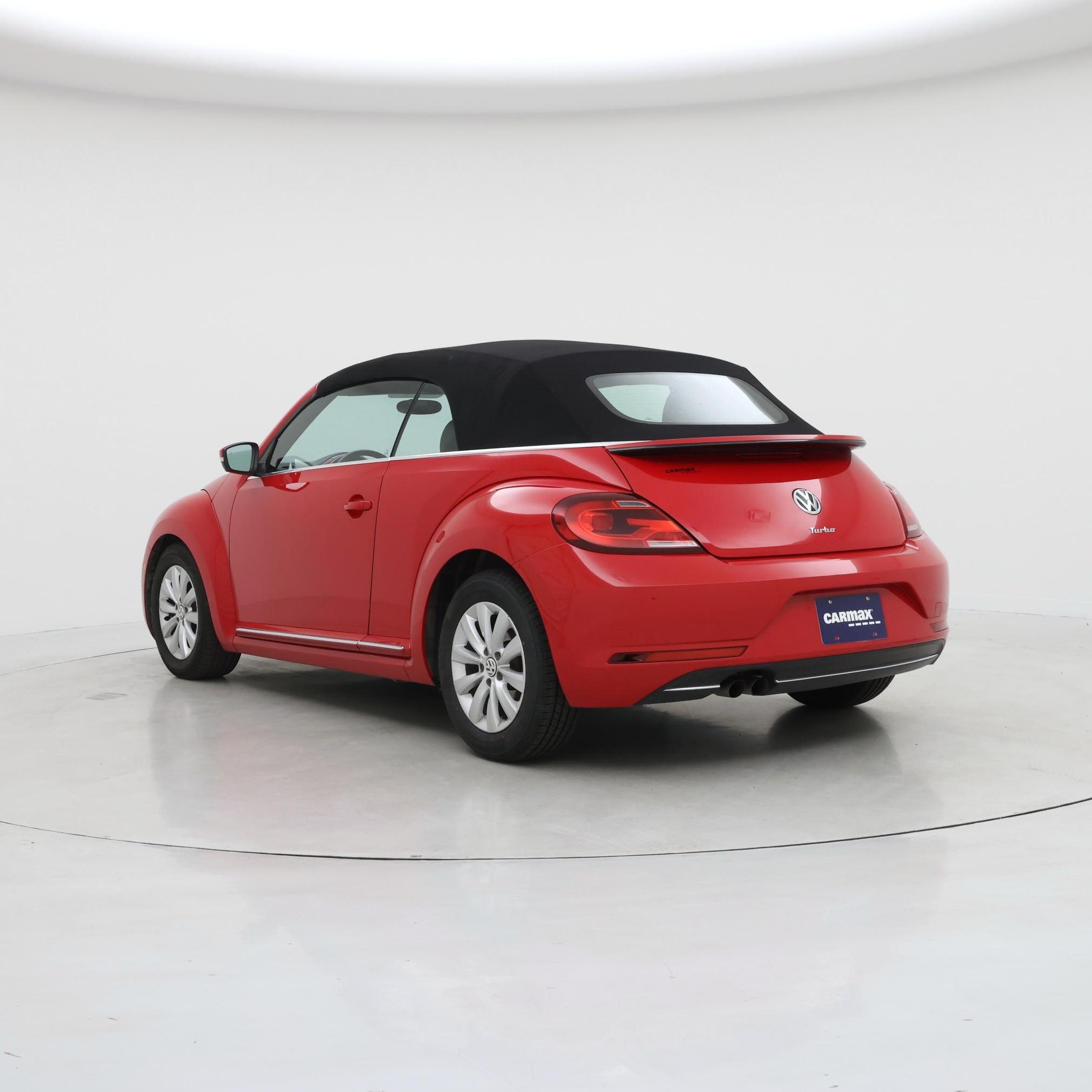 Thumbnail: 2019 Volkswagen Beetle - 2