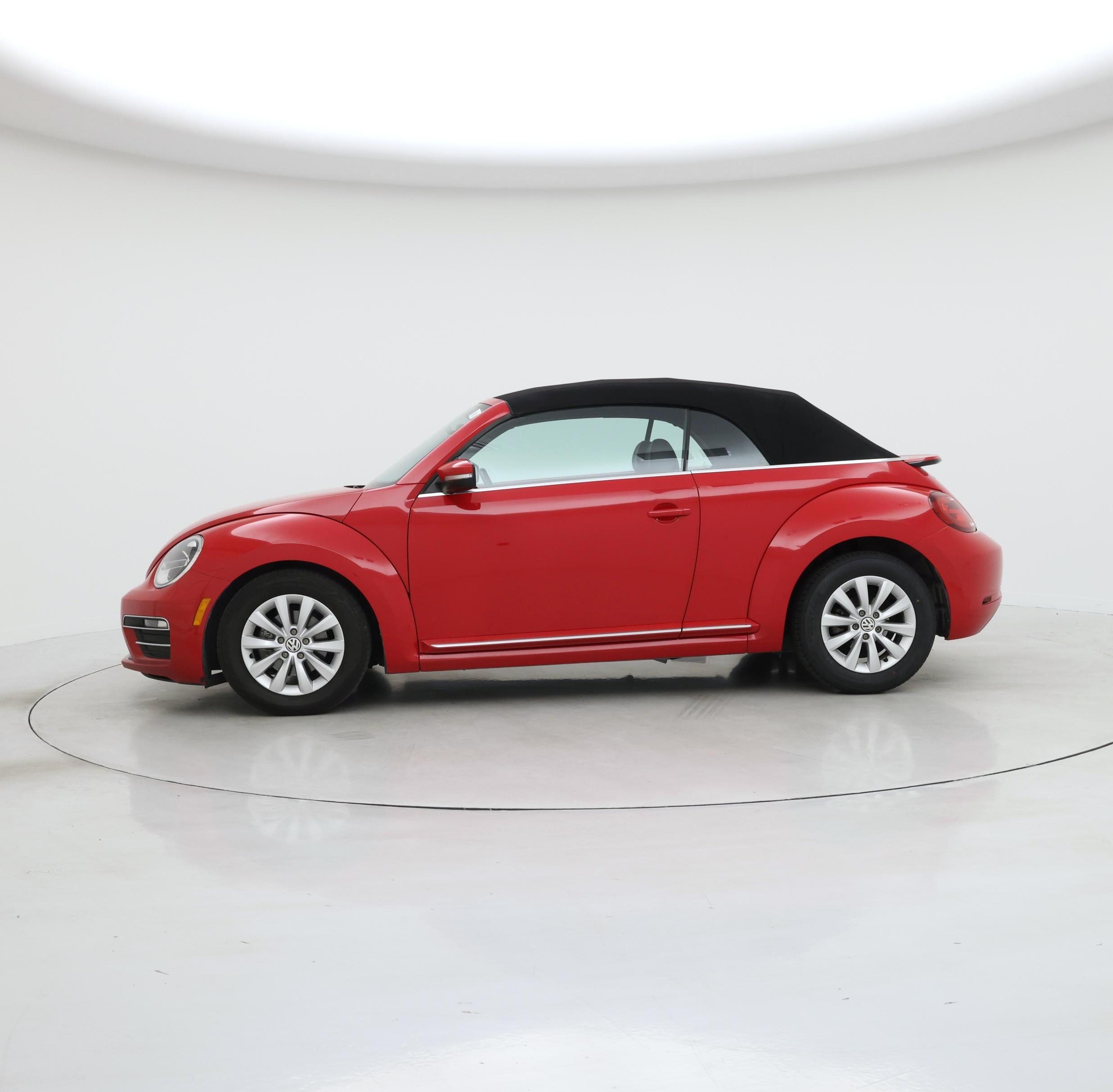 Thumbnail: 2019 Volkswagen Beetle - 3