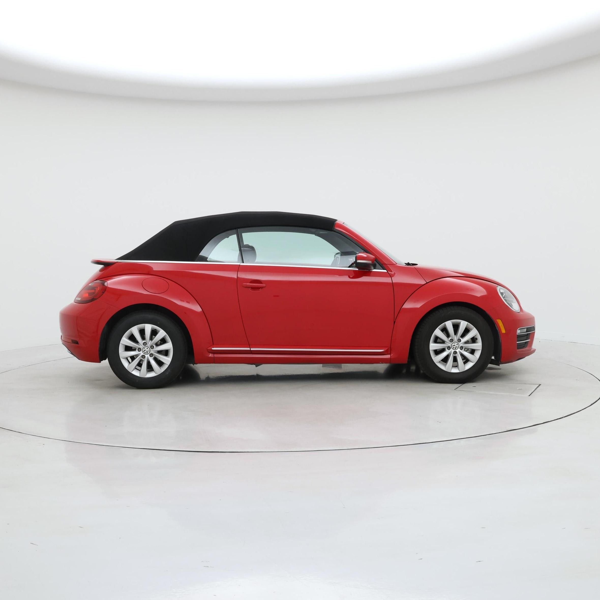 Thumbnail: 2019 Volkswagen Beetle - 7