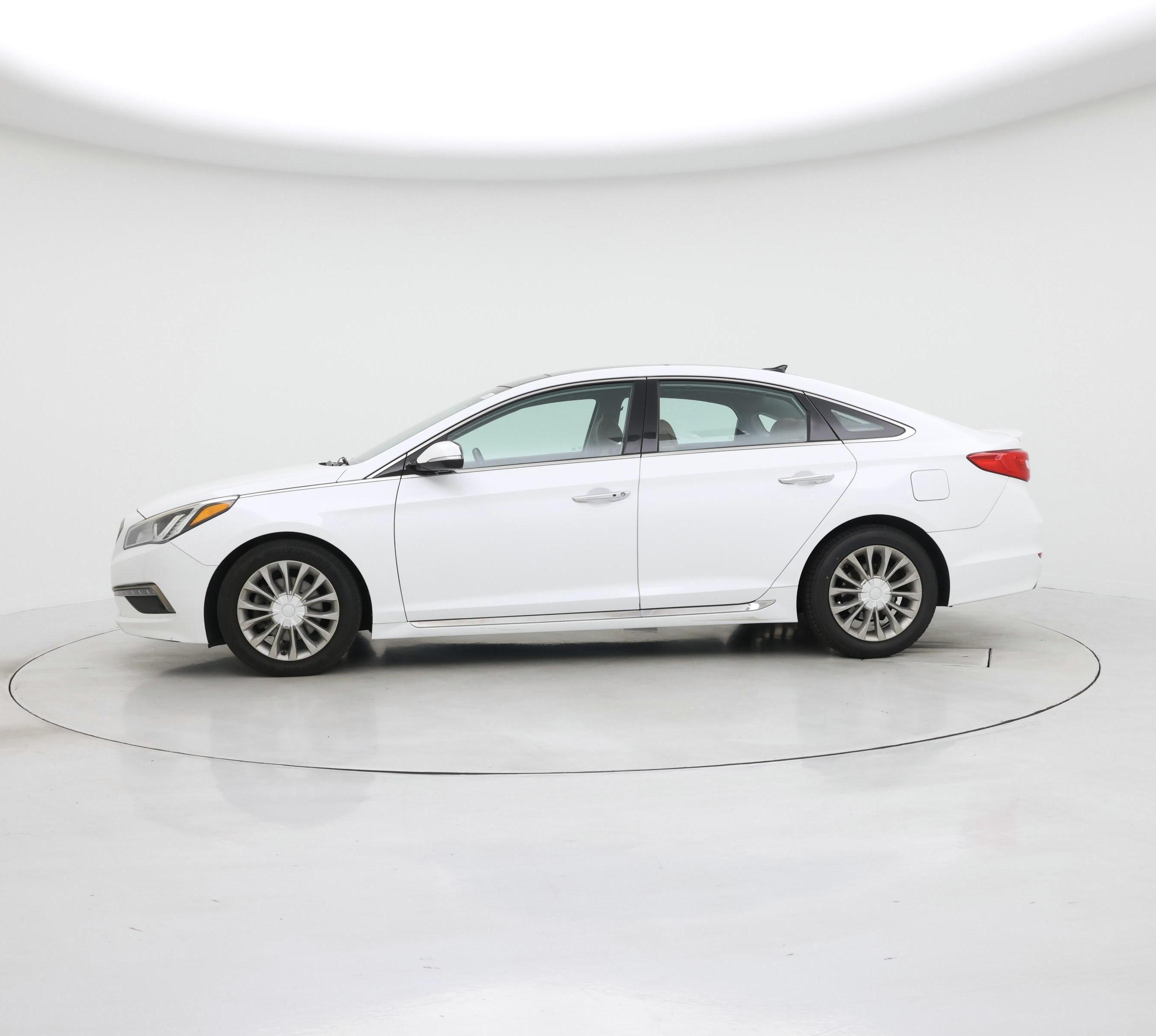 Thumbnail: 2015 Hyundai Sonata - 3
