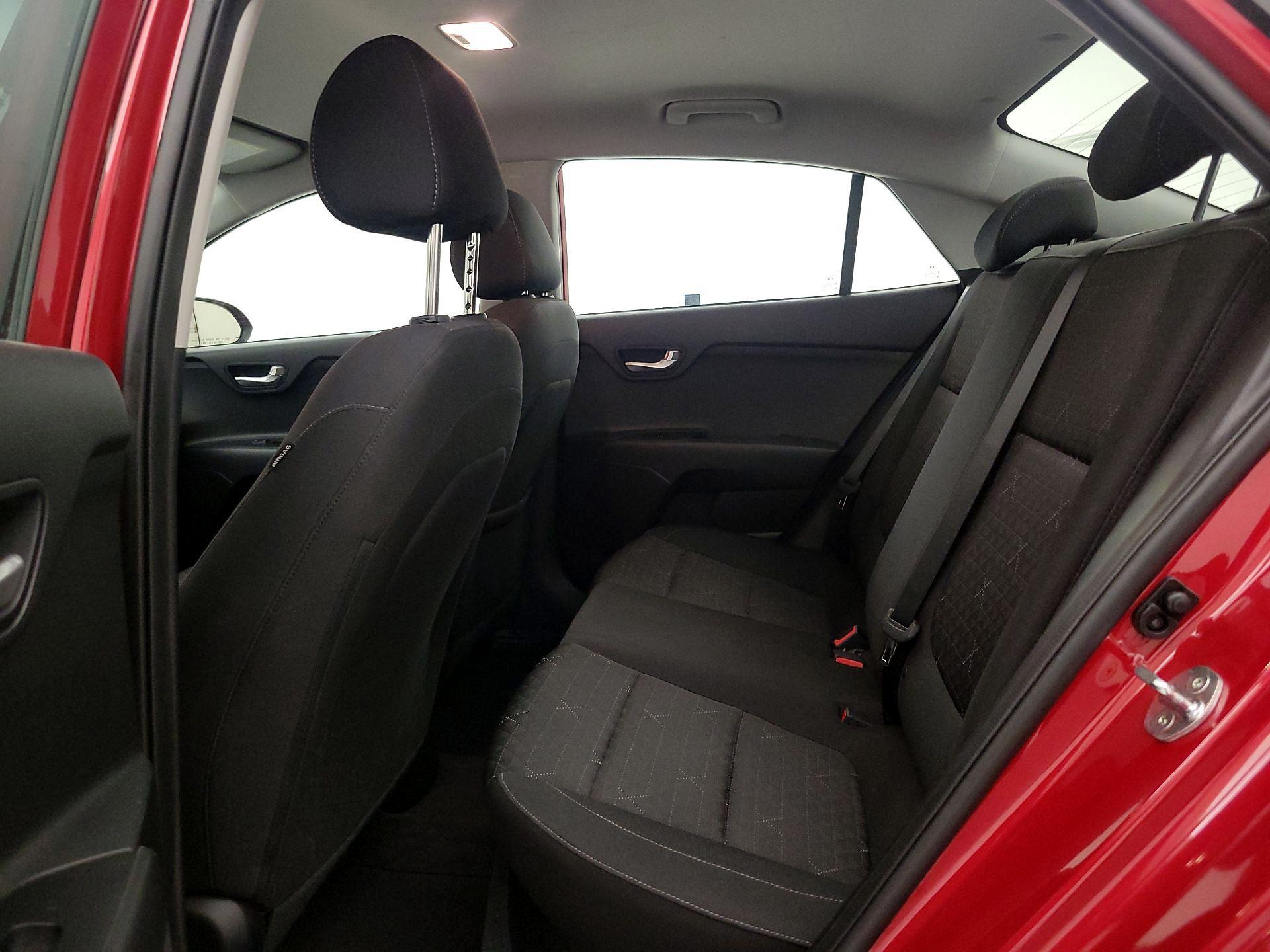 Thumbnail: 2021 Kia Rio - 19