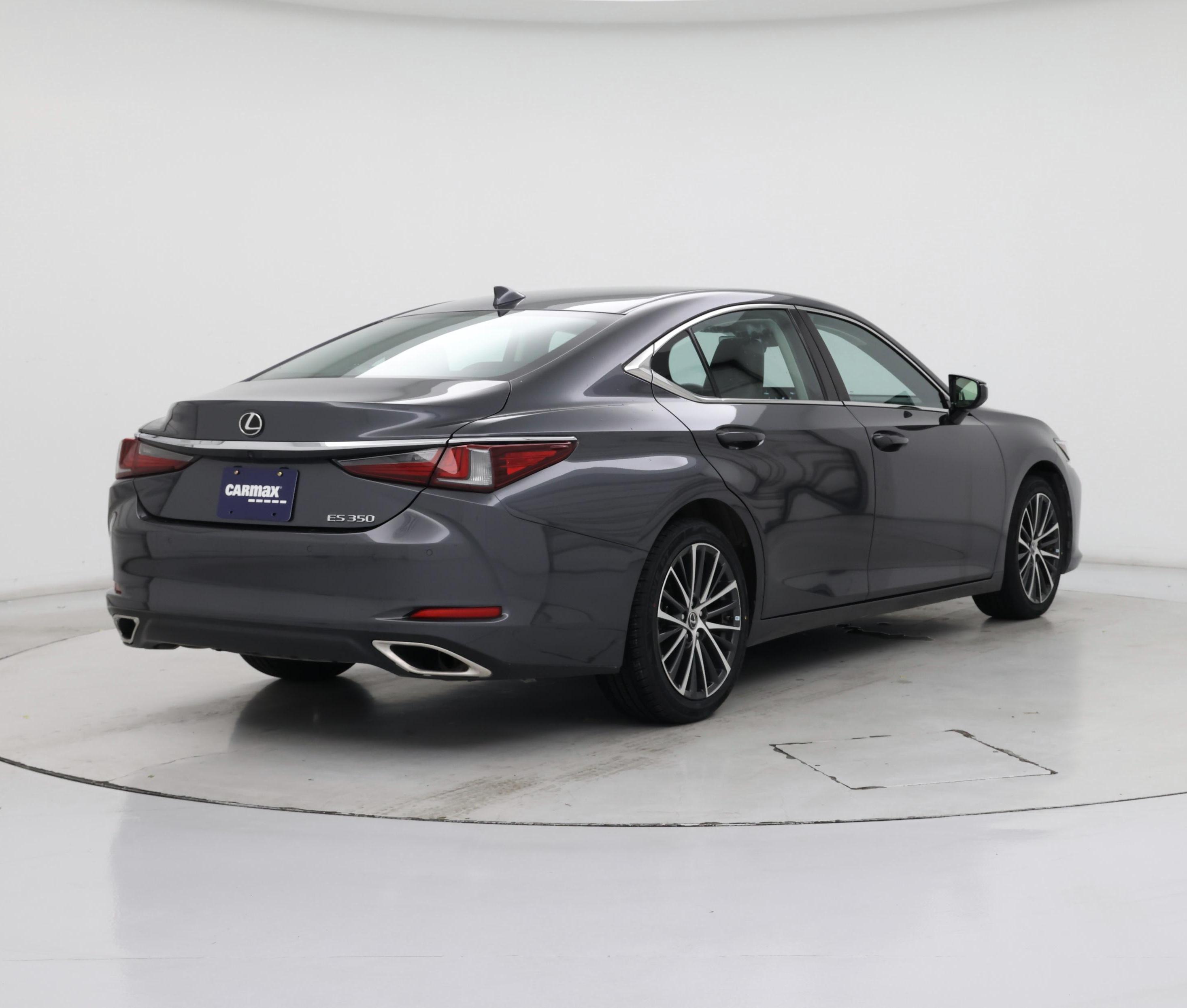 Thumbnail: 2022 Lexus ES - 8
