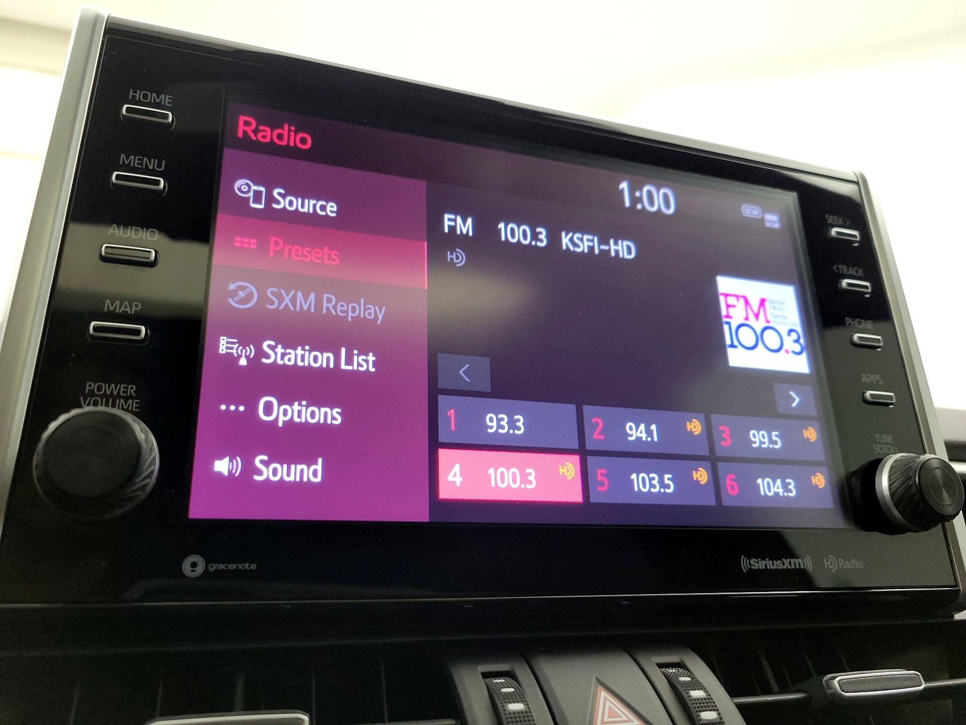 Thumbnail: 2022 Toyota RAV4 - 15