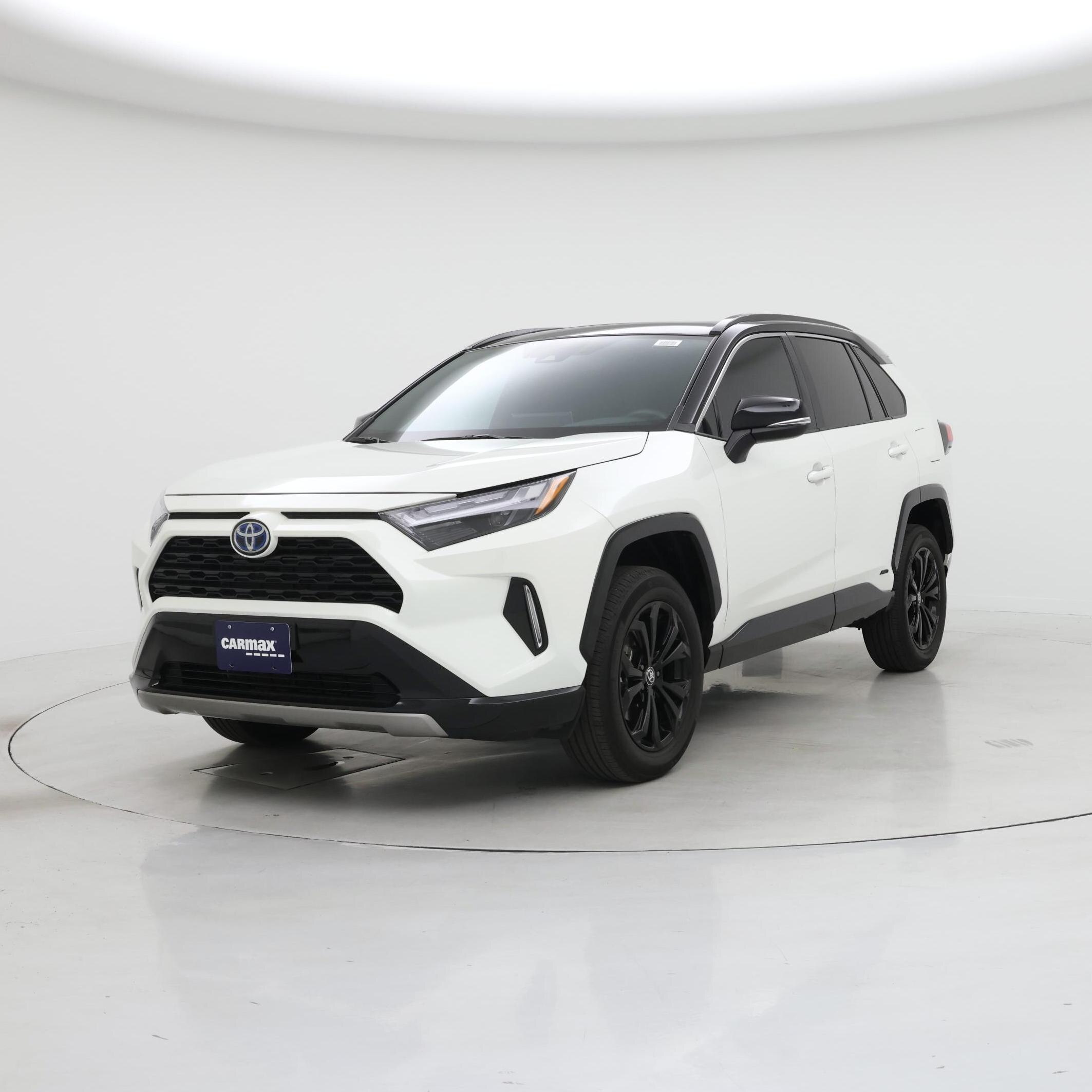 Thumbnail: 2022 Toyota RAV4 - 4