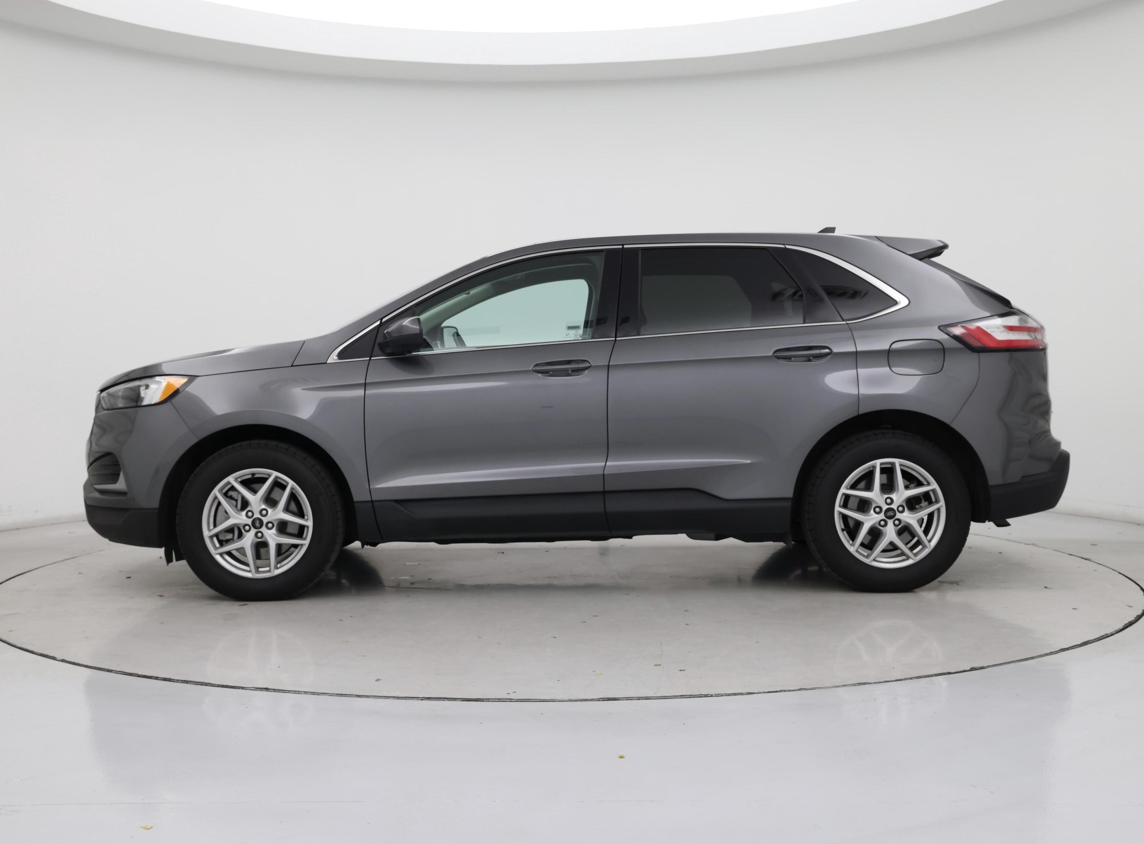 Thumbnail: 2024 Ford Edge - 3