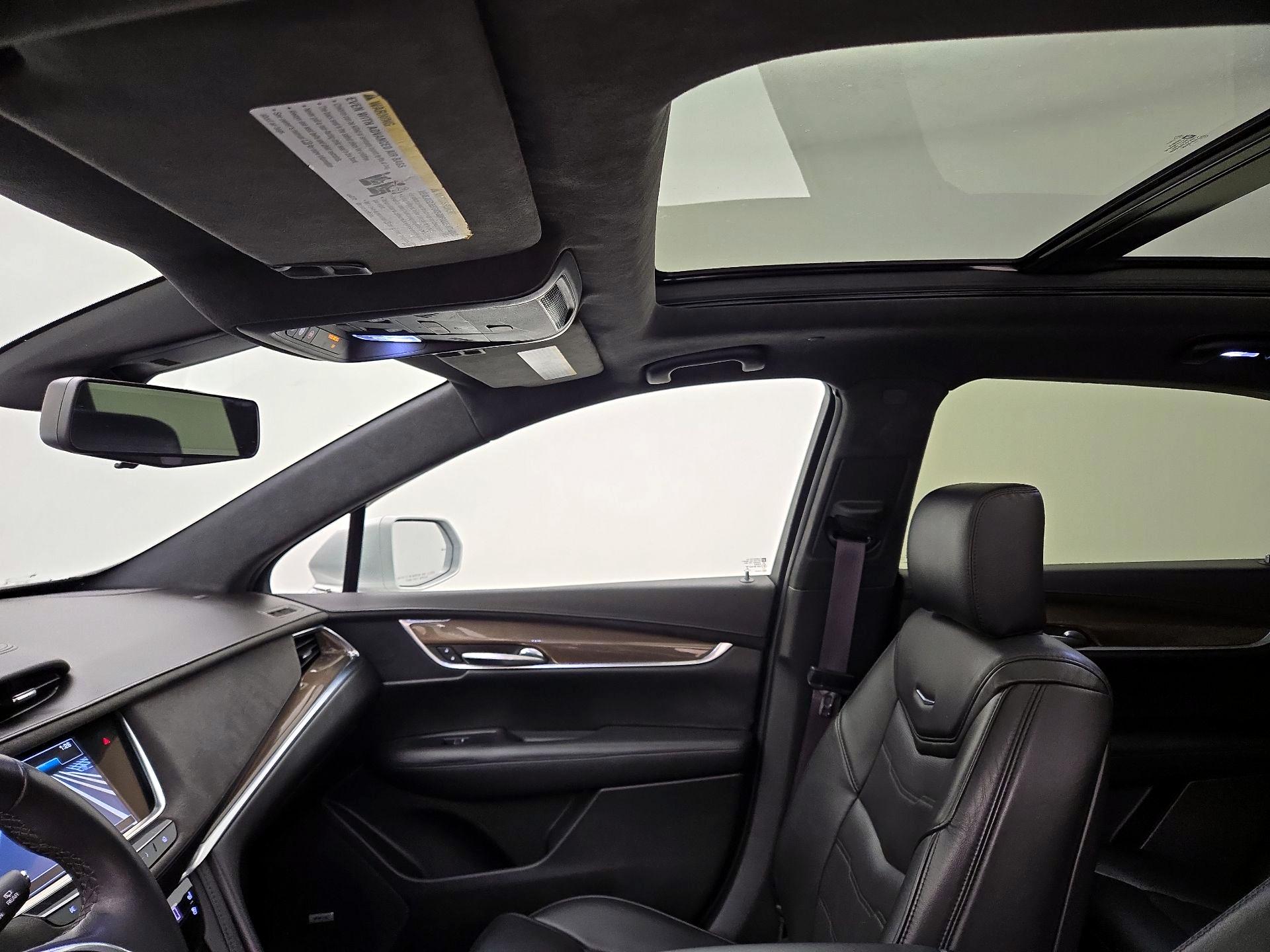 Thumbnail: 2017 Cadillac XT5 - 20