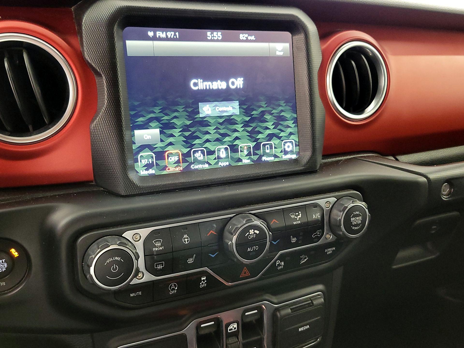 Thumbnail: 2020 Jeep Wrangler - 16