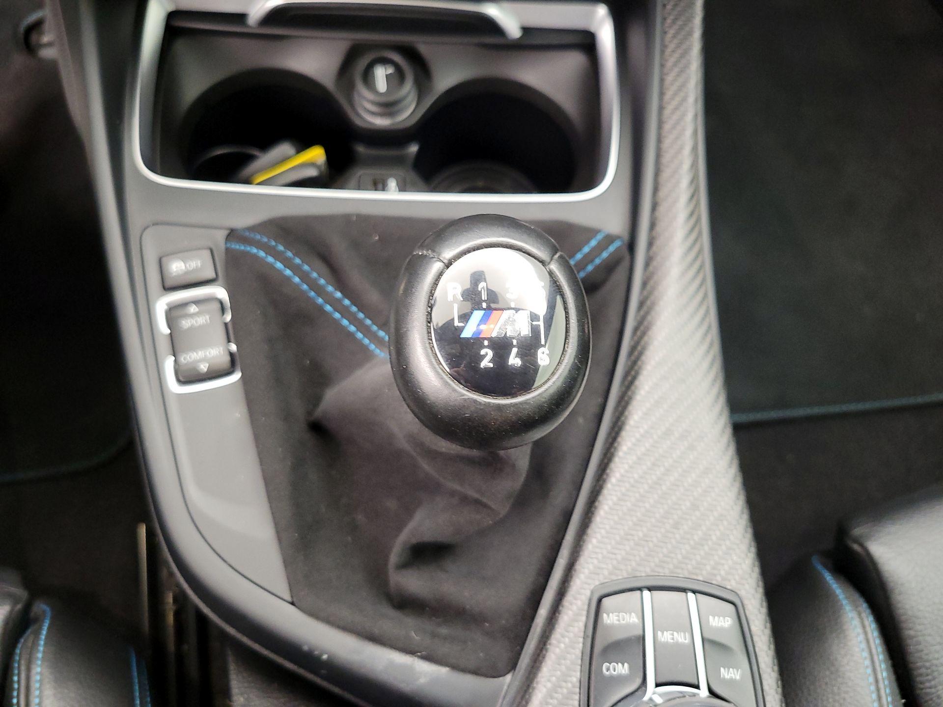 Thumbnail: 2018 BMW M2 - 18
