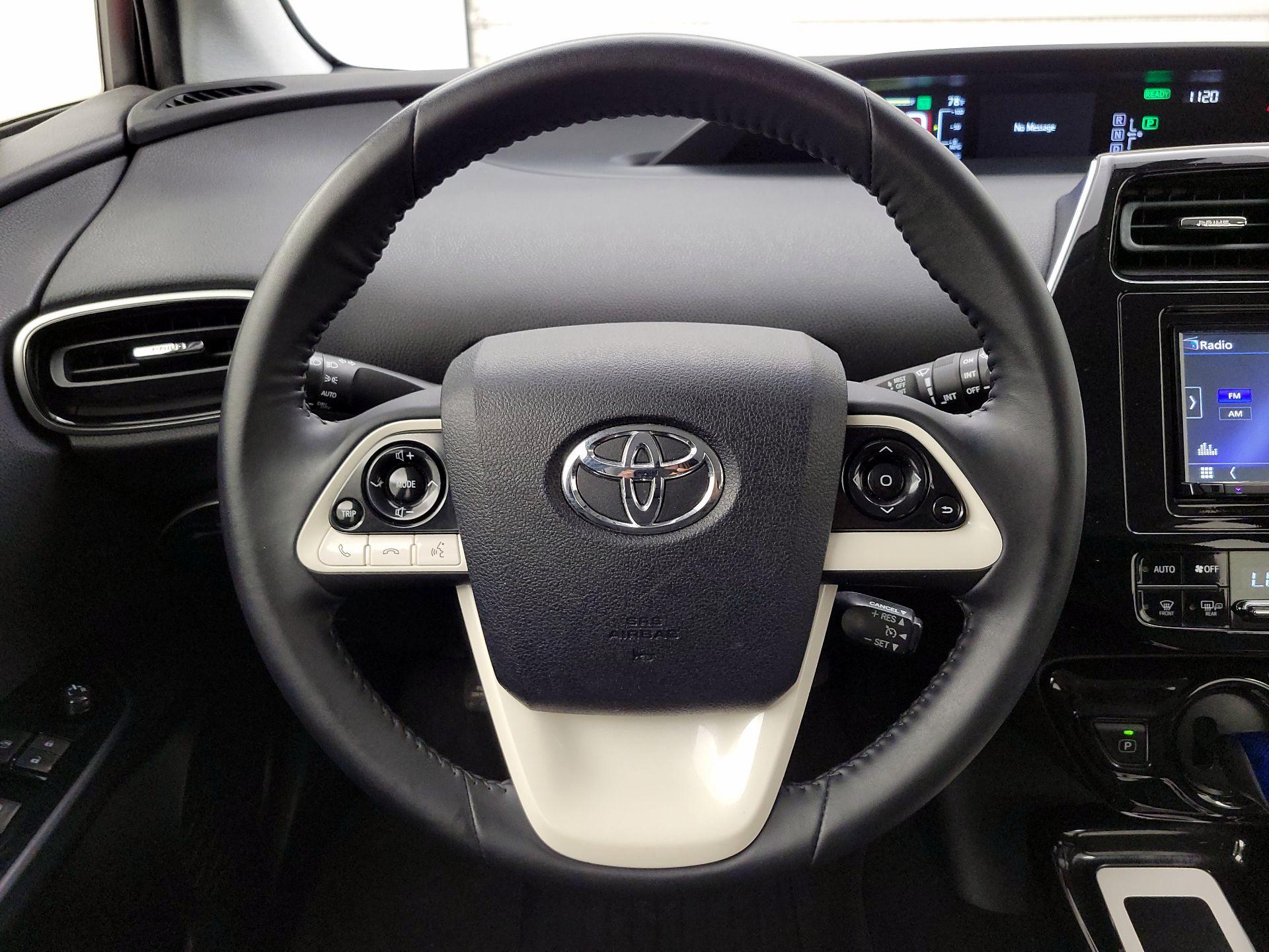 Thumbnail: 2016 Toyota Prius - 10