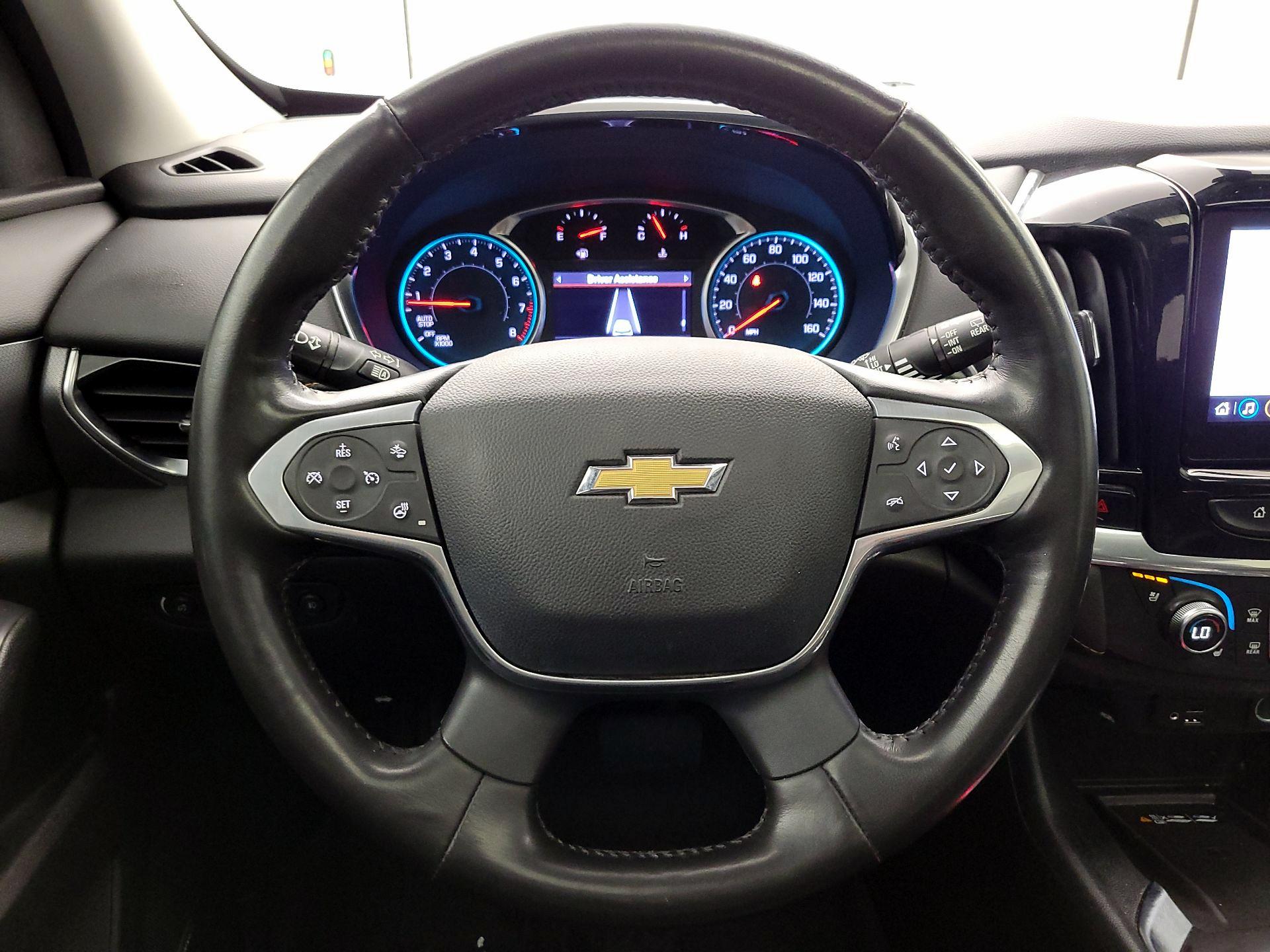 Thumbnail: 2021 Chevrolet Traverse - 10