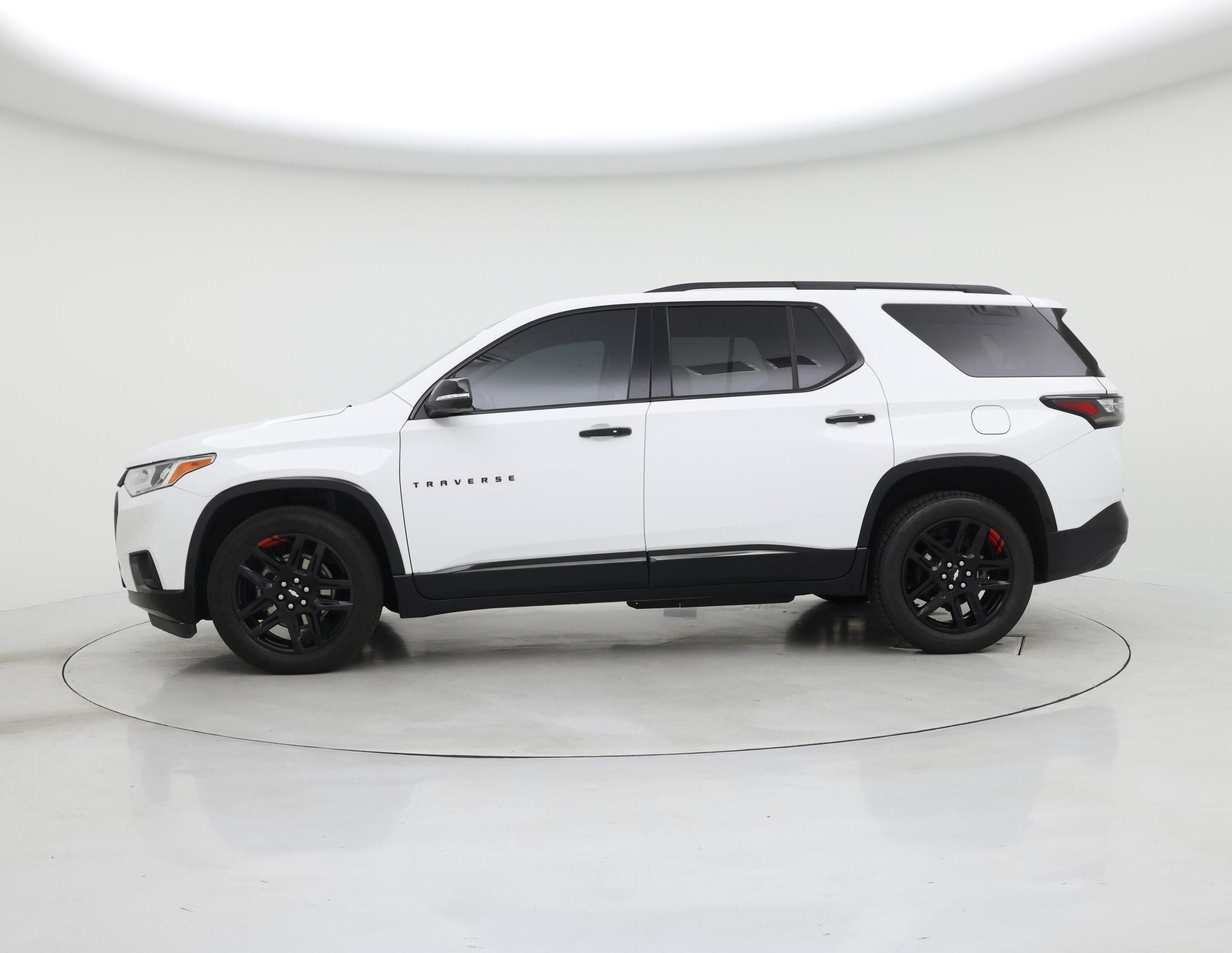 Thumbnail: 2021 Chevrolet Traverse - 3