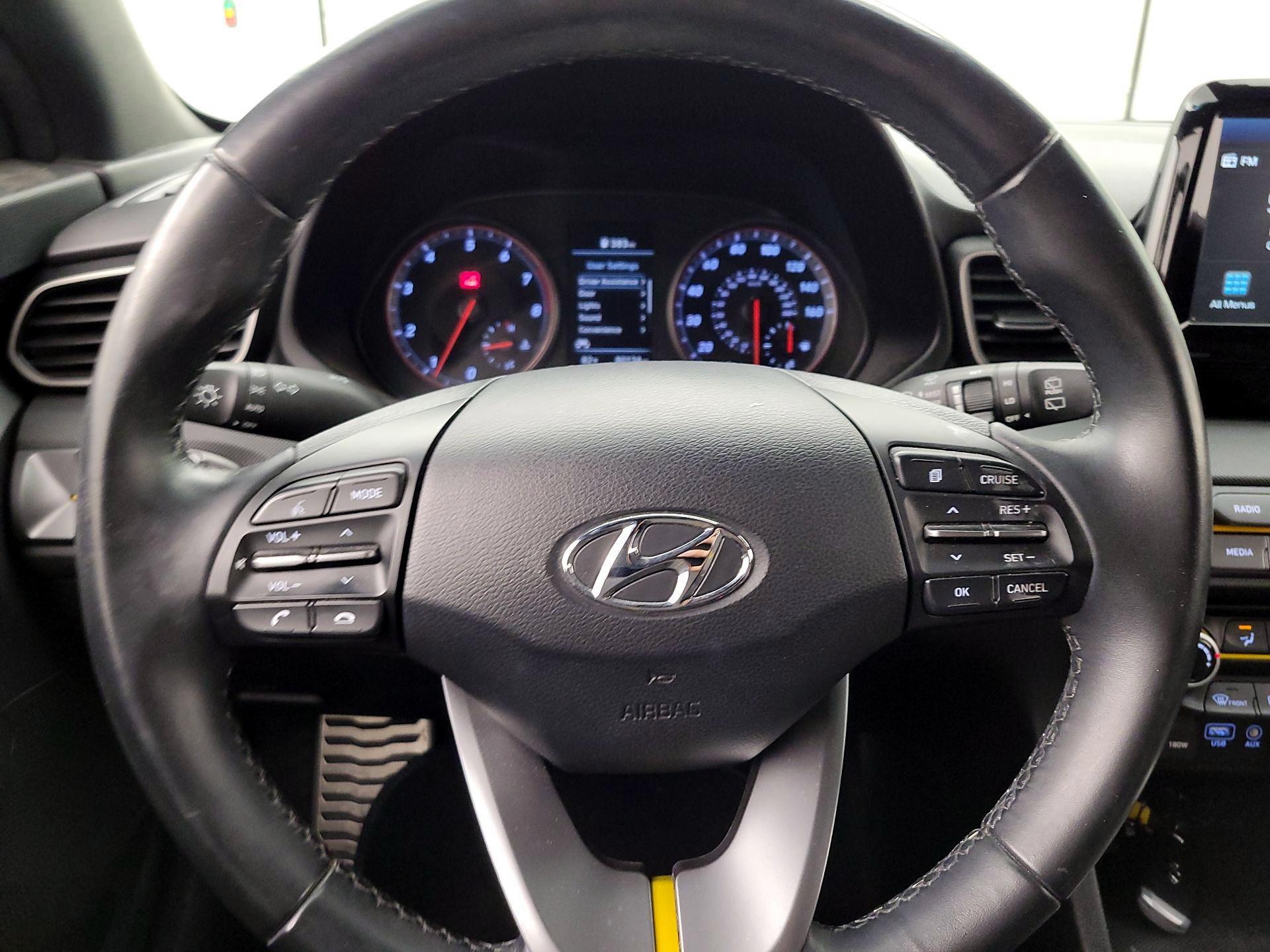 Thumbnail: 2019 Hyundai Veloster - 10