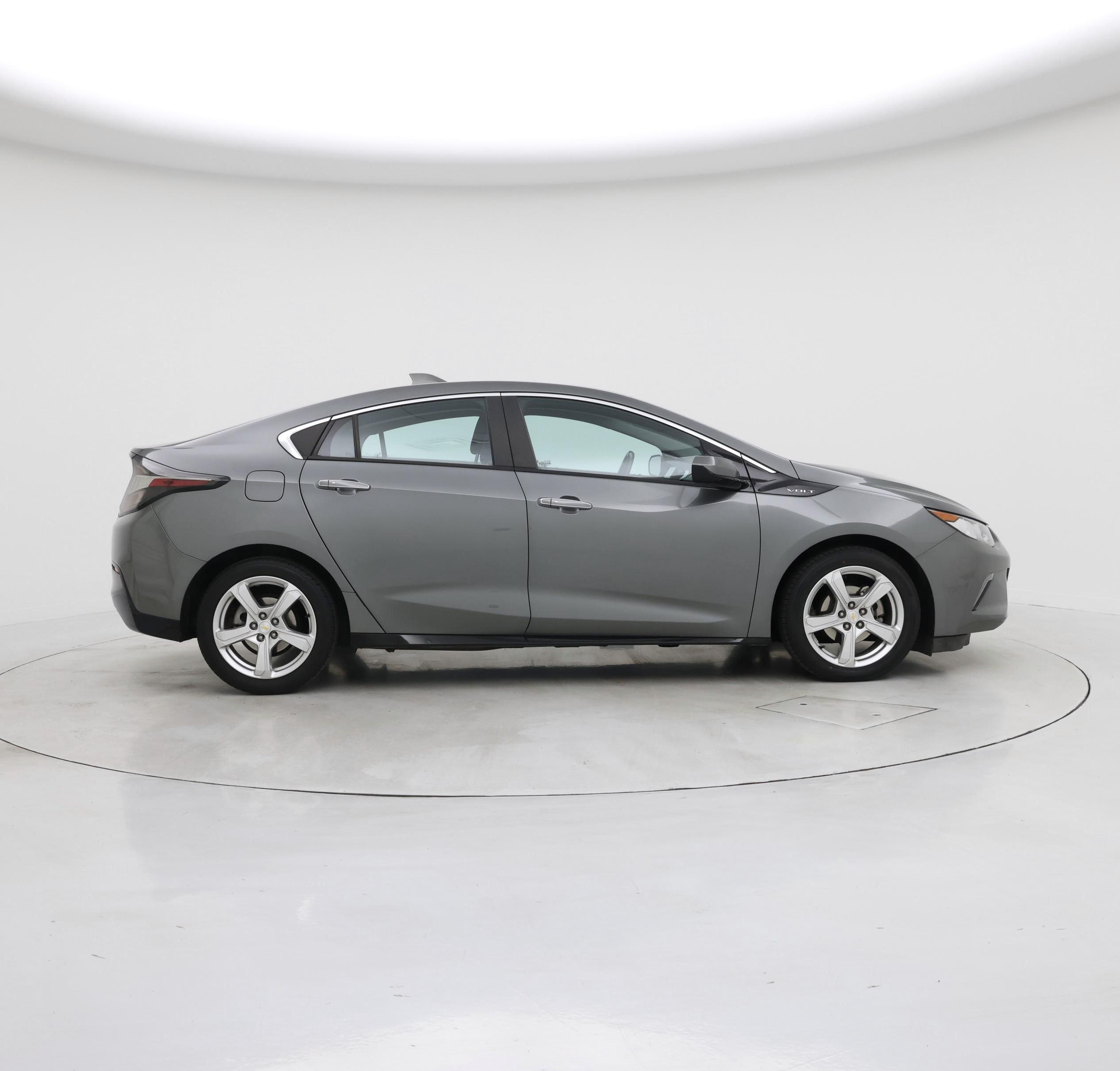 Thumbnail: 2017 Chevrolet Volt - 7