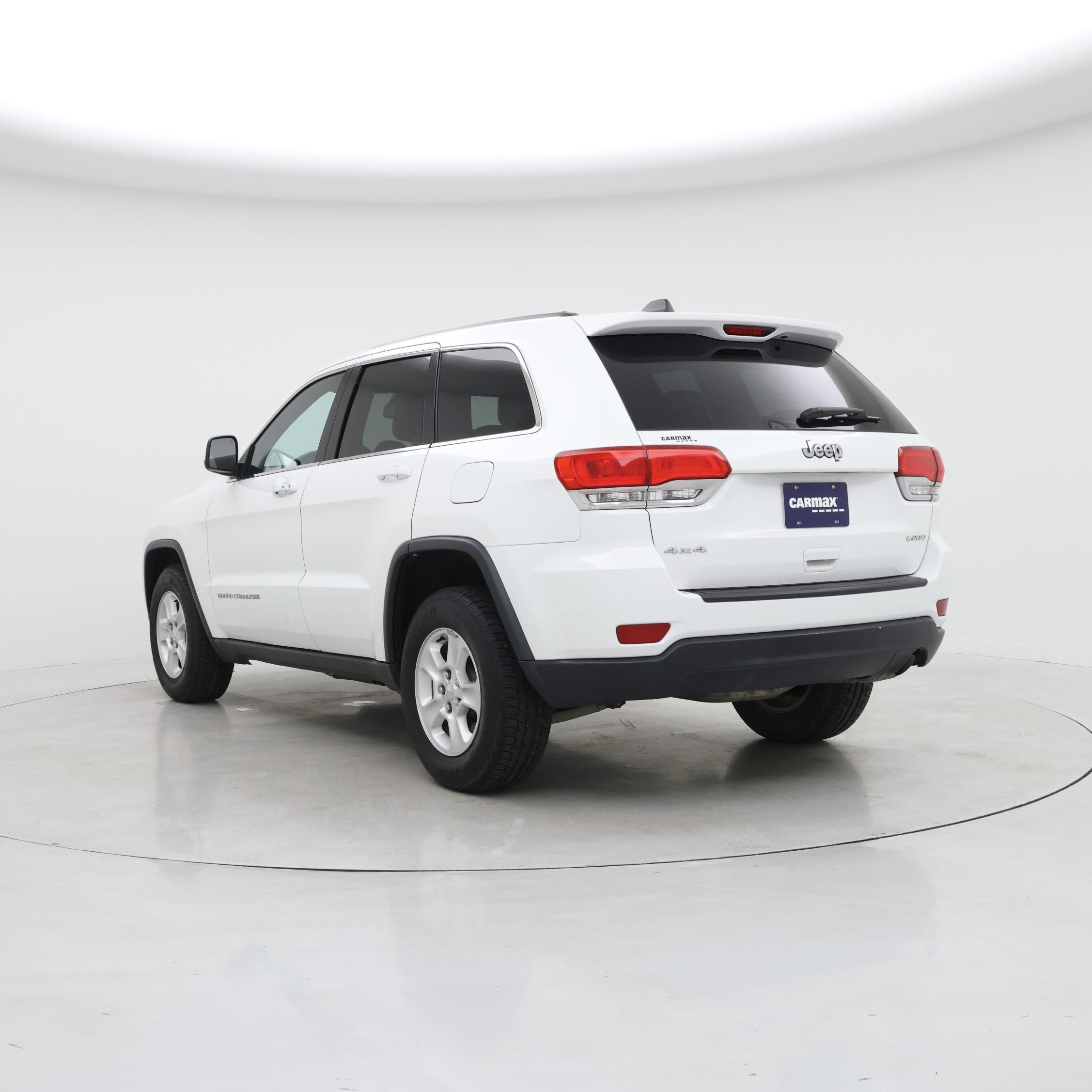 Thumbnail: 2015 Jeep Grand Cherokee - 2