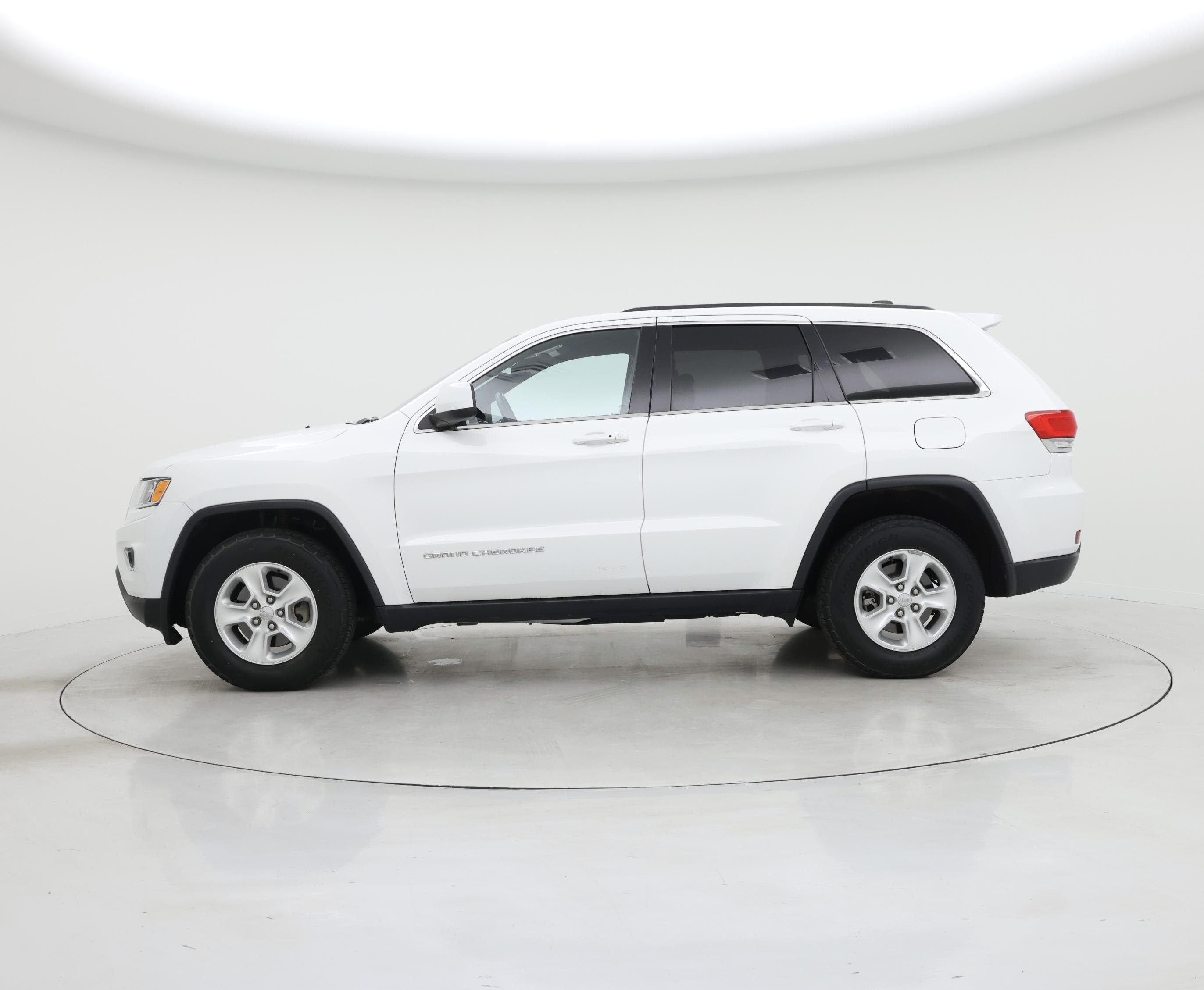 Thumbnail: 2015 Jeep Grand Cherokee - 3