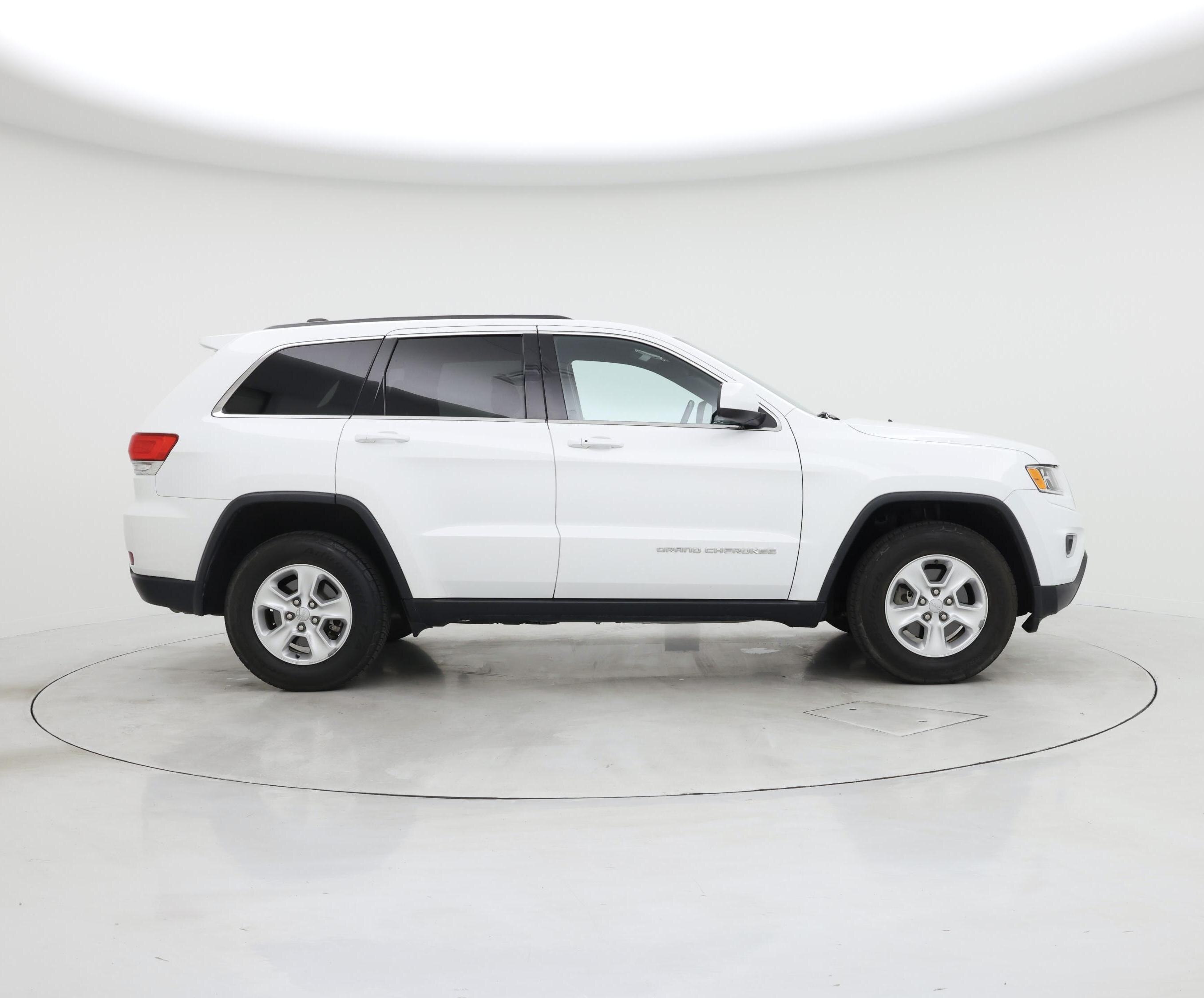Thumbnail: 2015 Jeep Grand Cherokee - 7