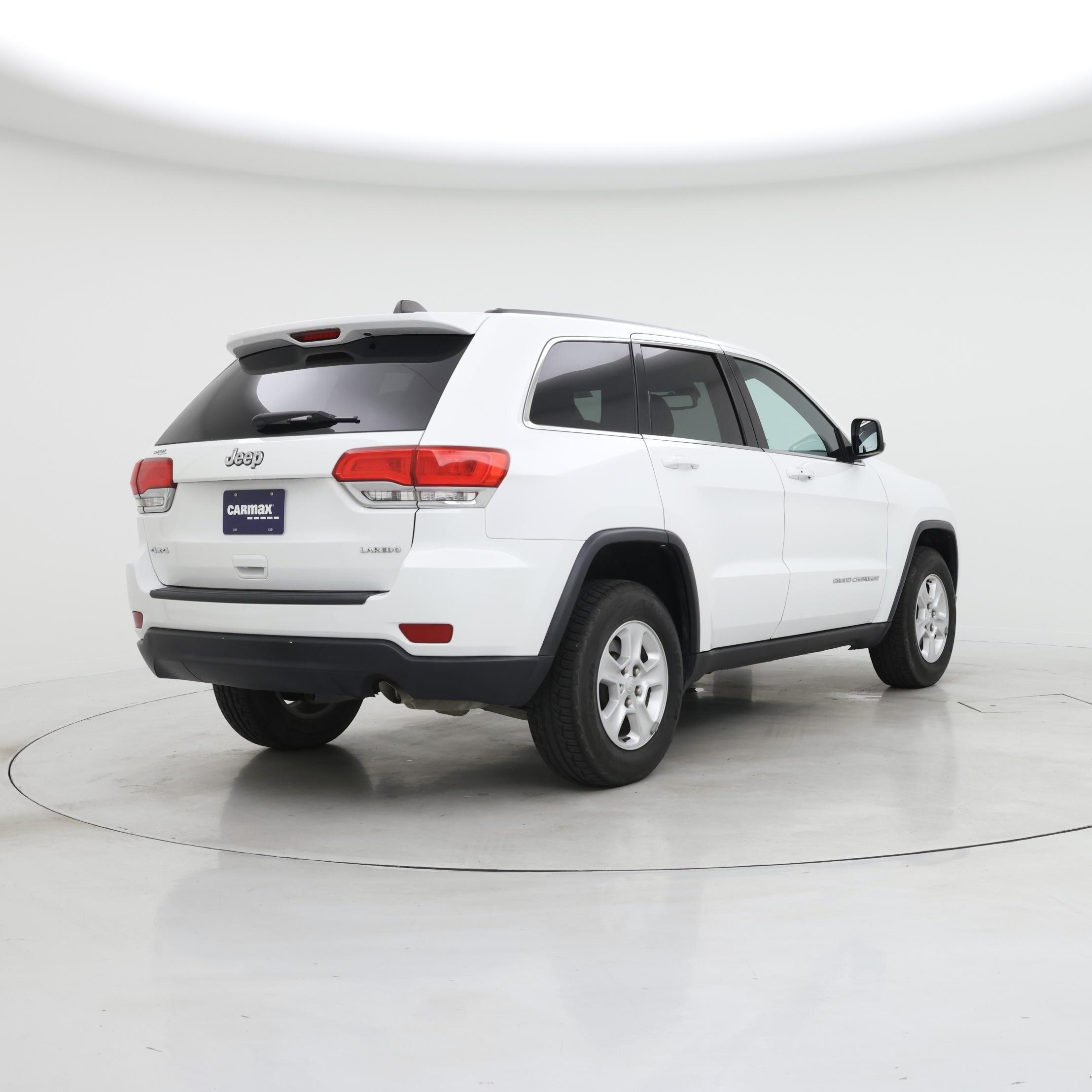 Thumbnail: 2015 Jeep Grand Cherokee - 8
