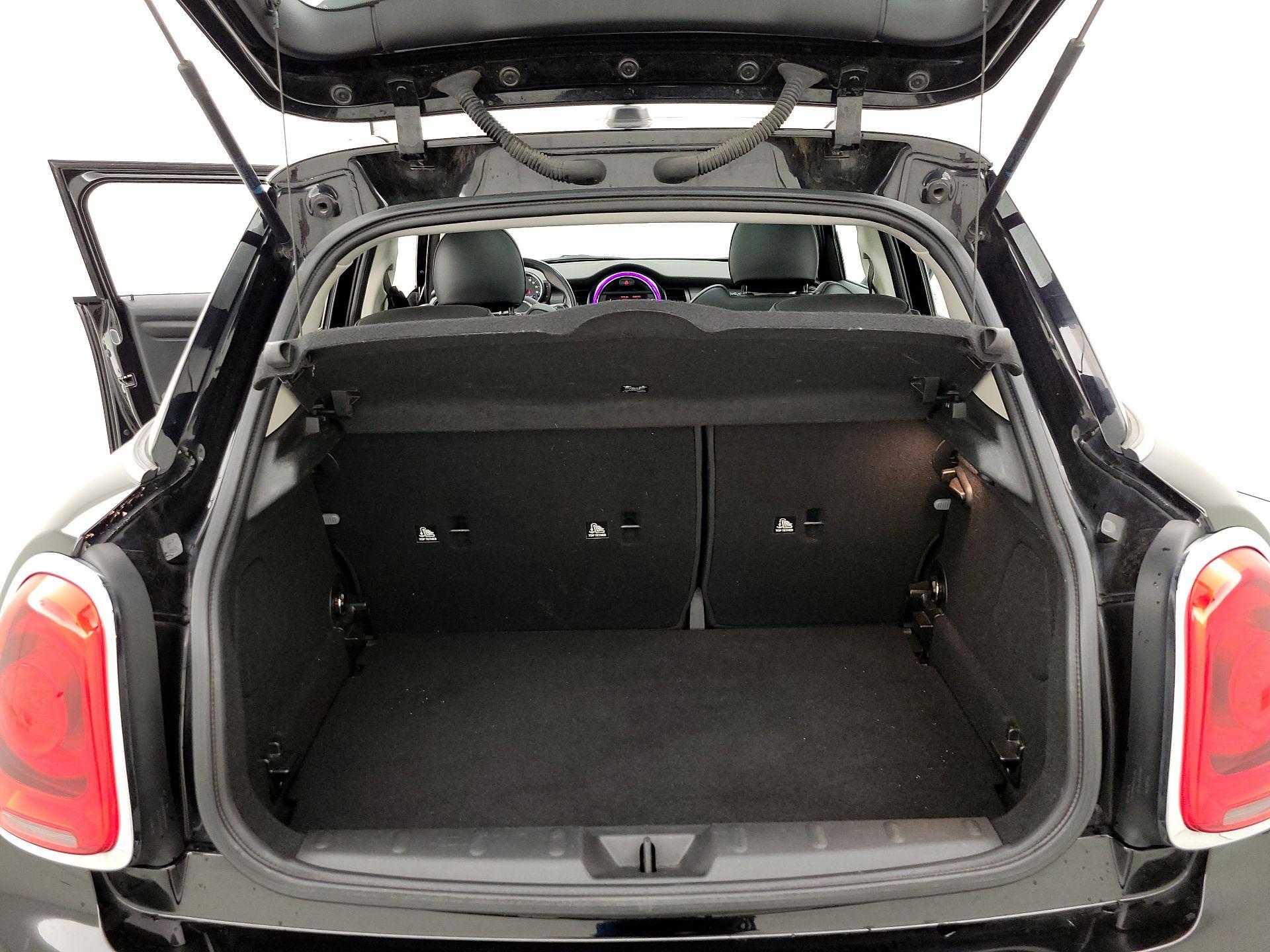 Thumbnail: 2017 MINI Cooper Hardtop - 20