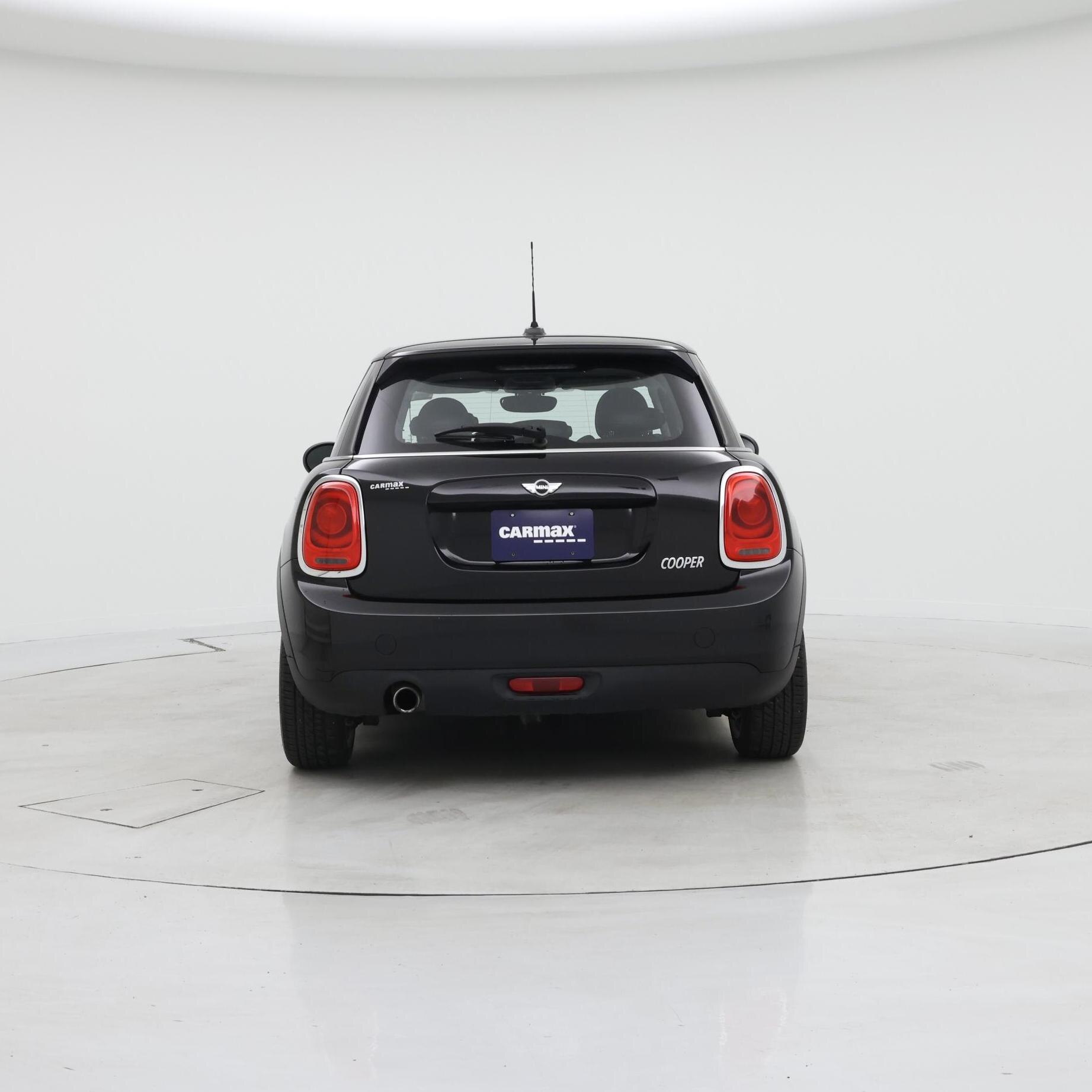 Thumbnail: 2017 MINI Cooper Hardtop - 6