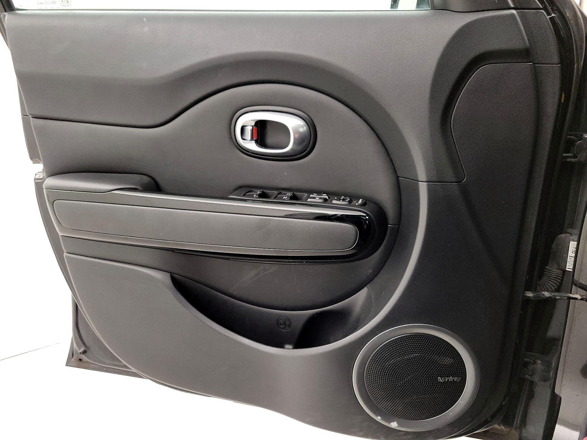 Thumbnail: 2014 Kia Soul - 12