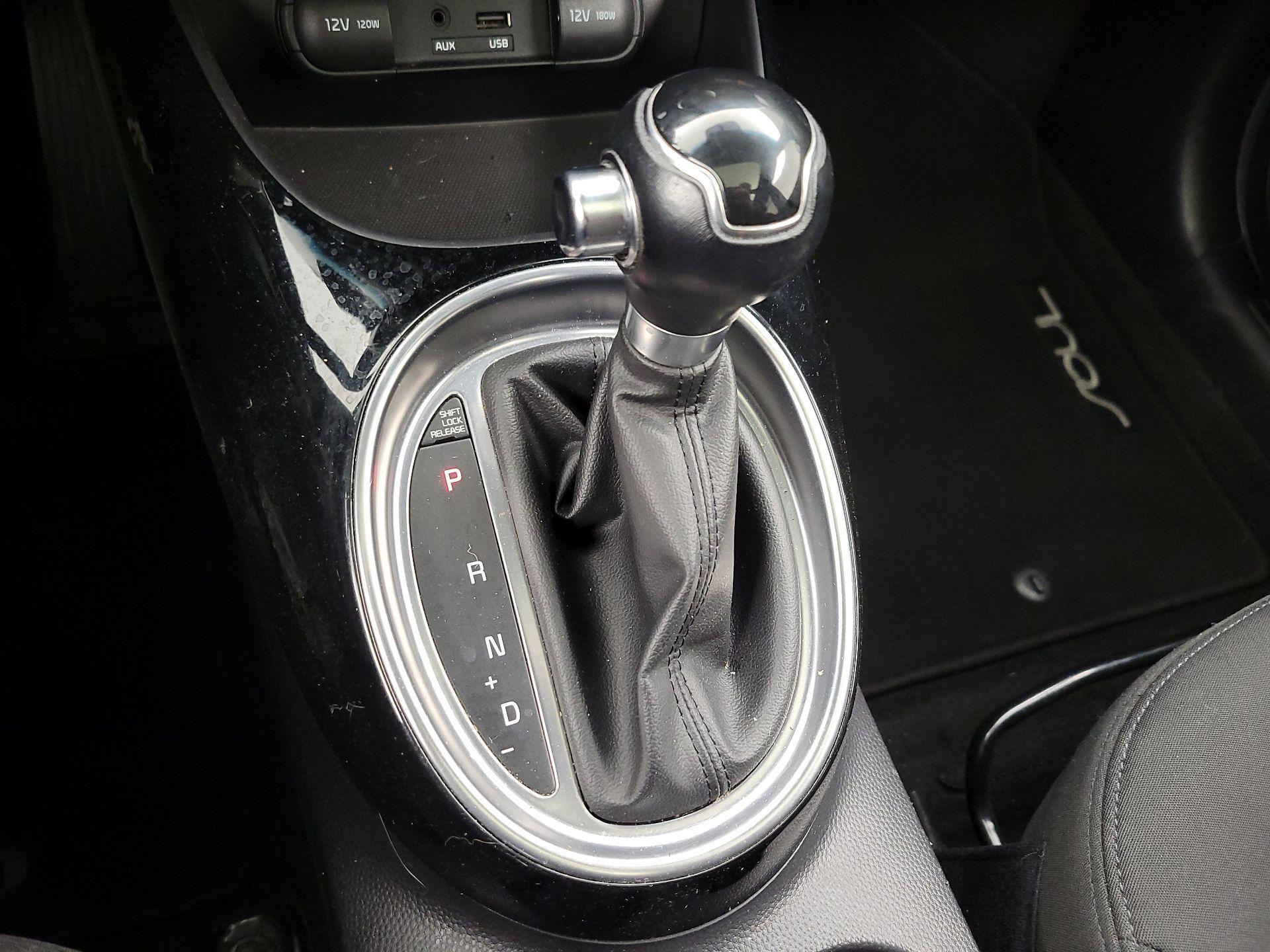 Thumbnail: 2014 Kia Soul - 18