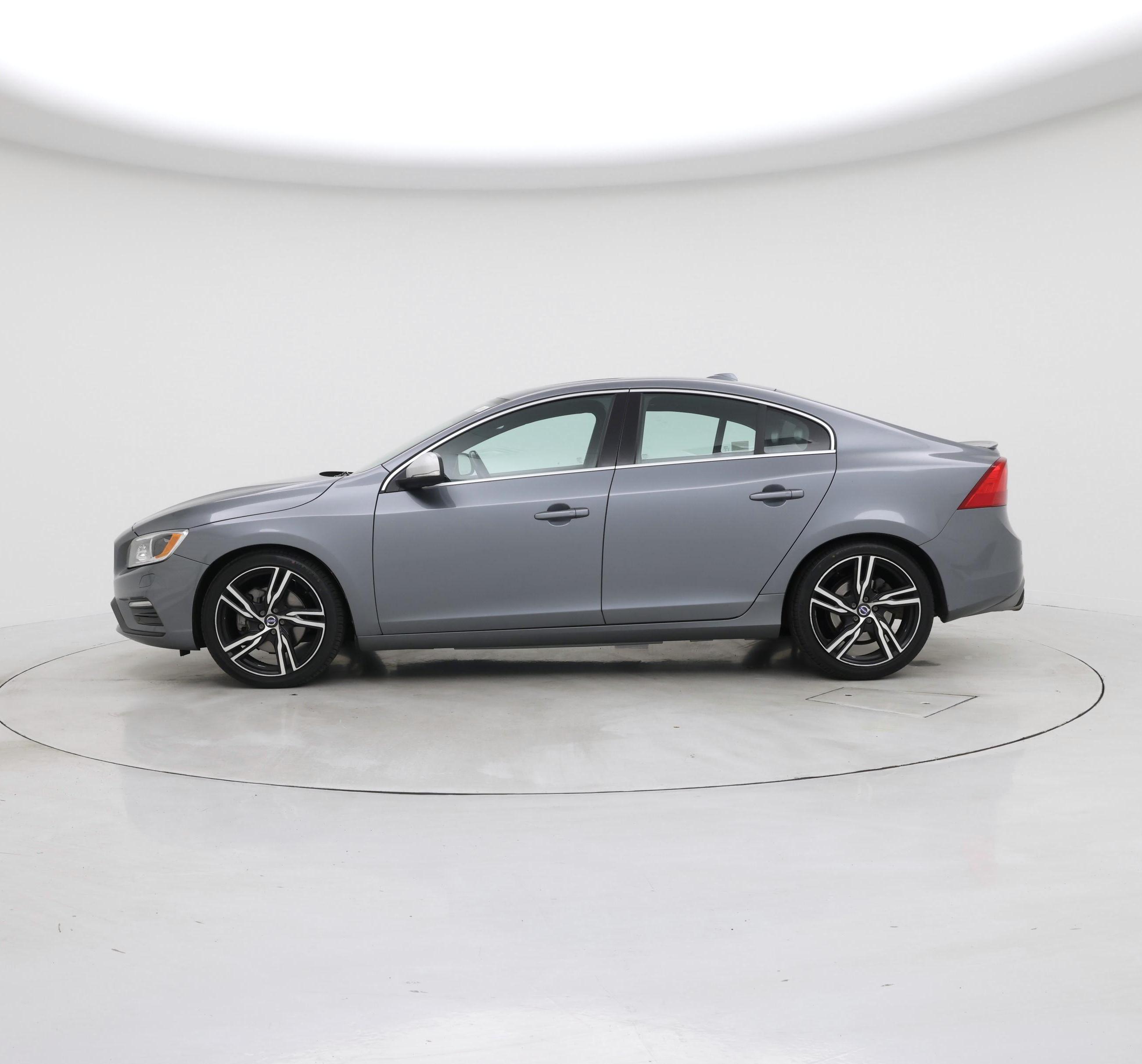 Thumbnail: 2017 Volvo S60 - 3