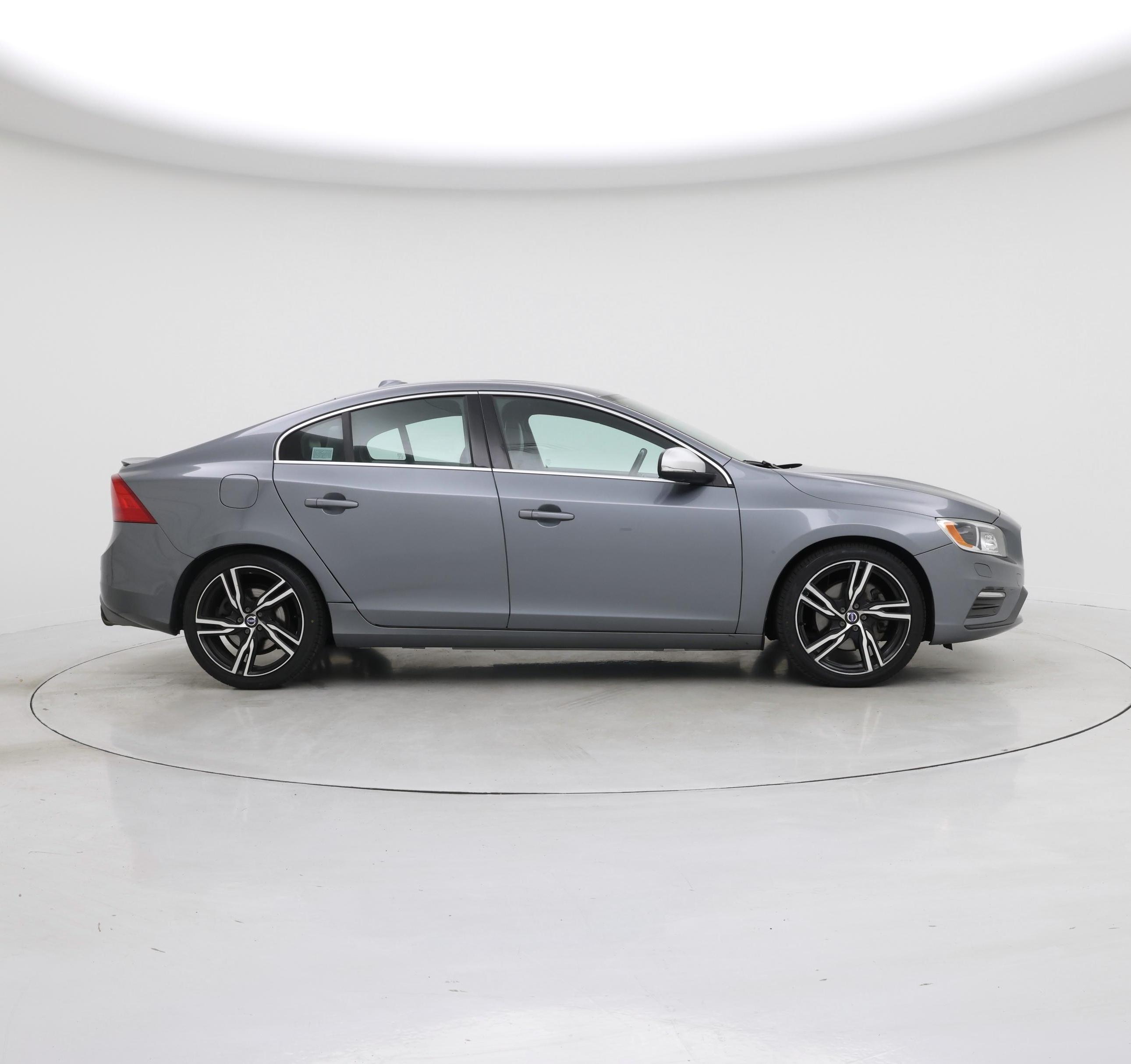 Thumbnail: 2017 Volvo S60 - 7