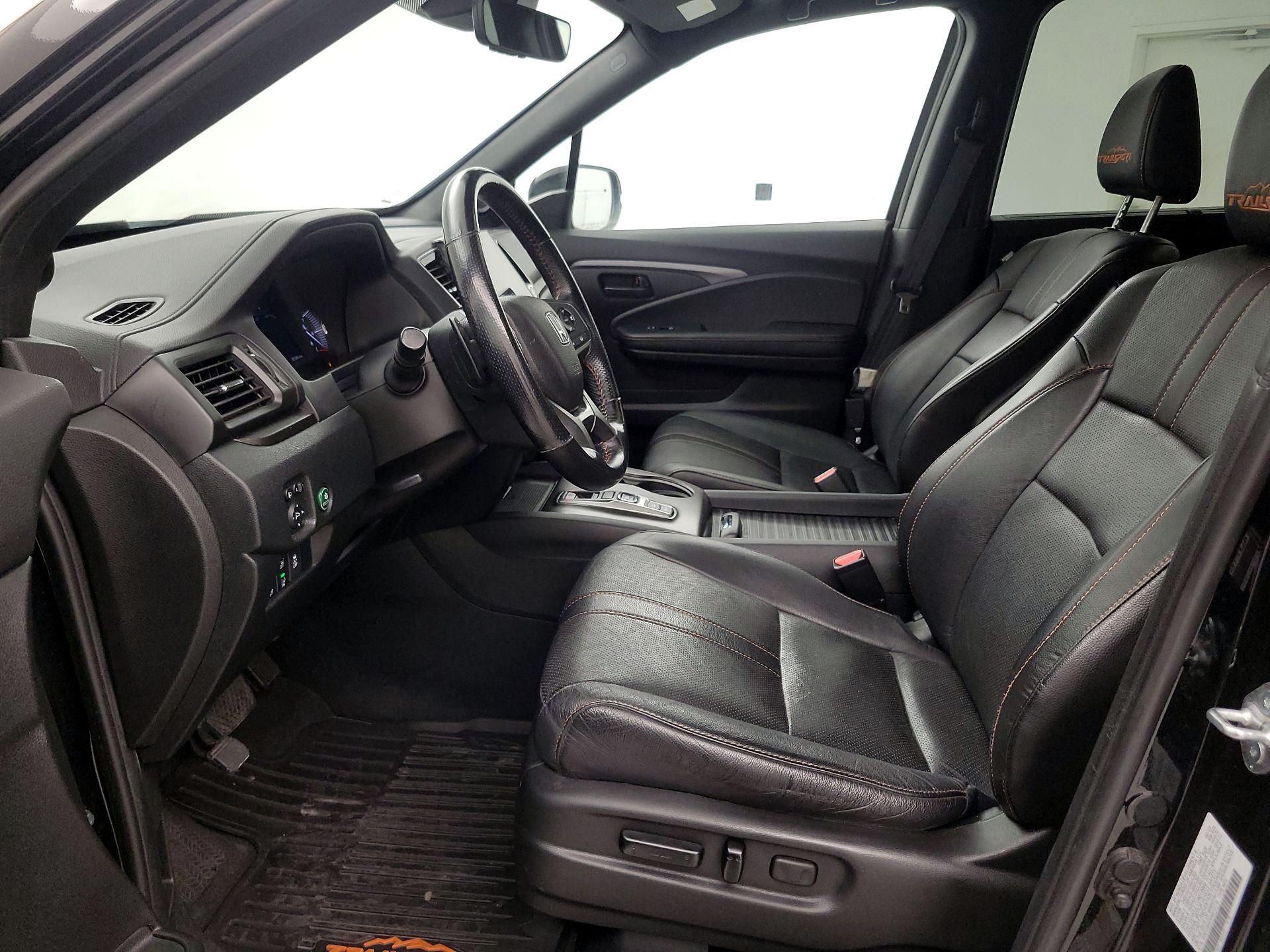 Thumbnail: 2023 Honda Passport - 11
