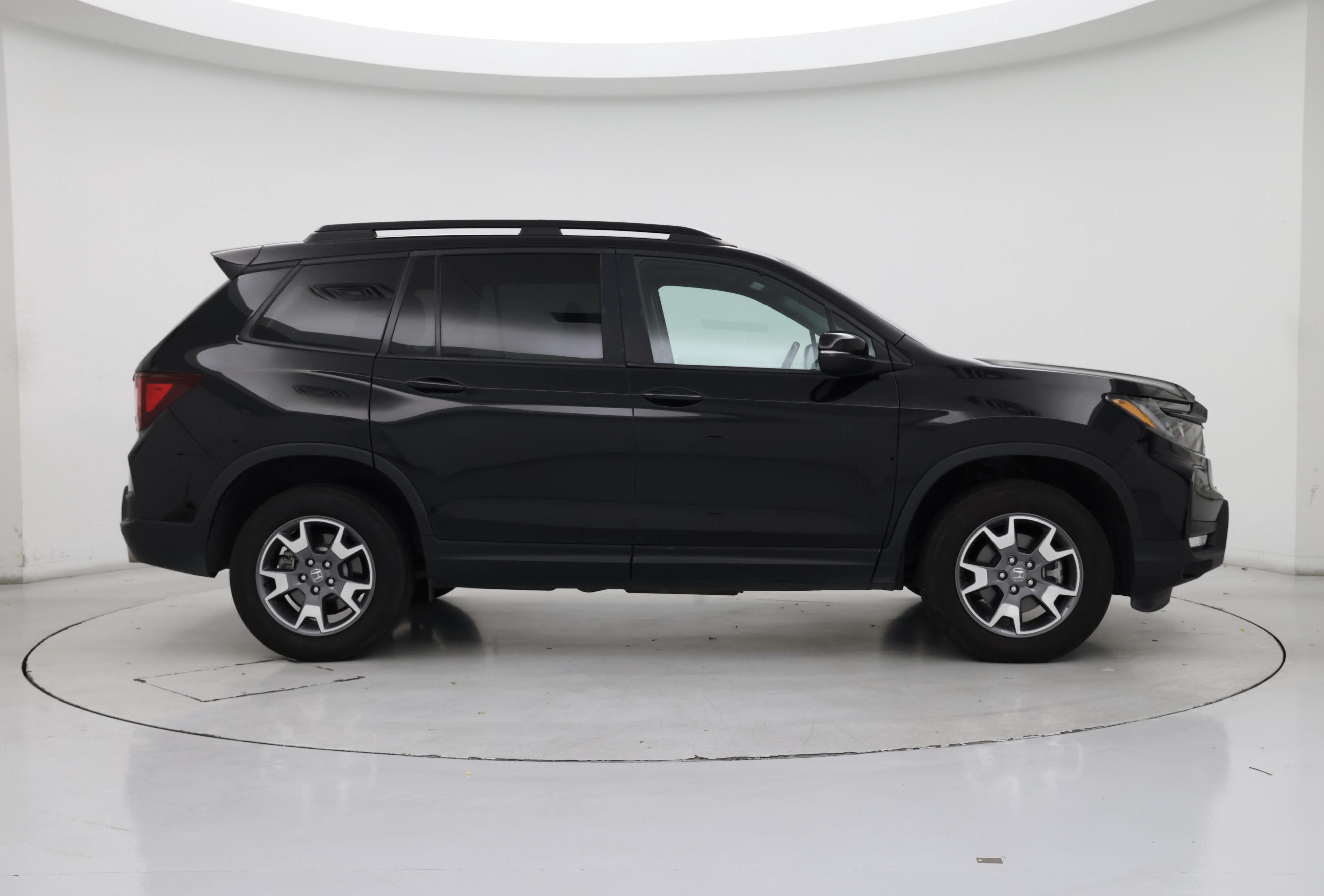 Thumbnail: 2023 Honda Passport - 7