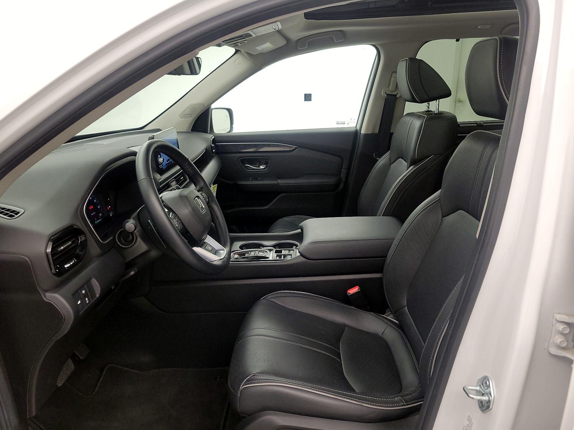 Thumbnail: 2025 Honda Pilot - 11